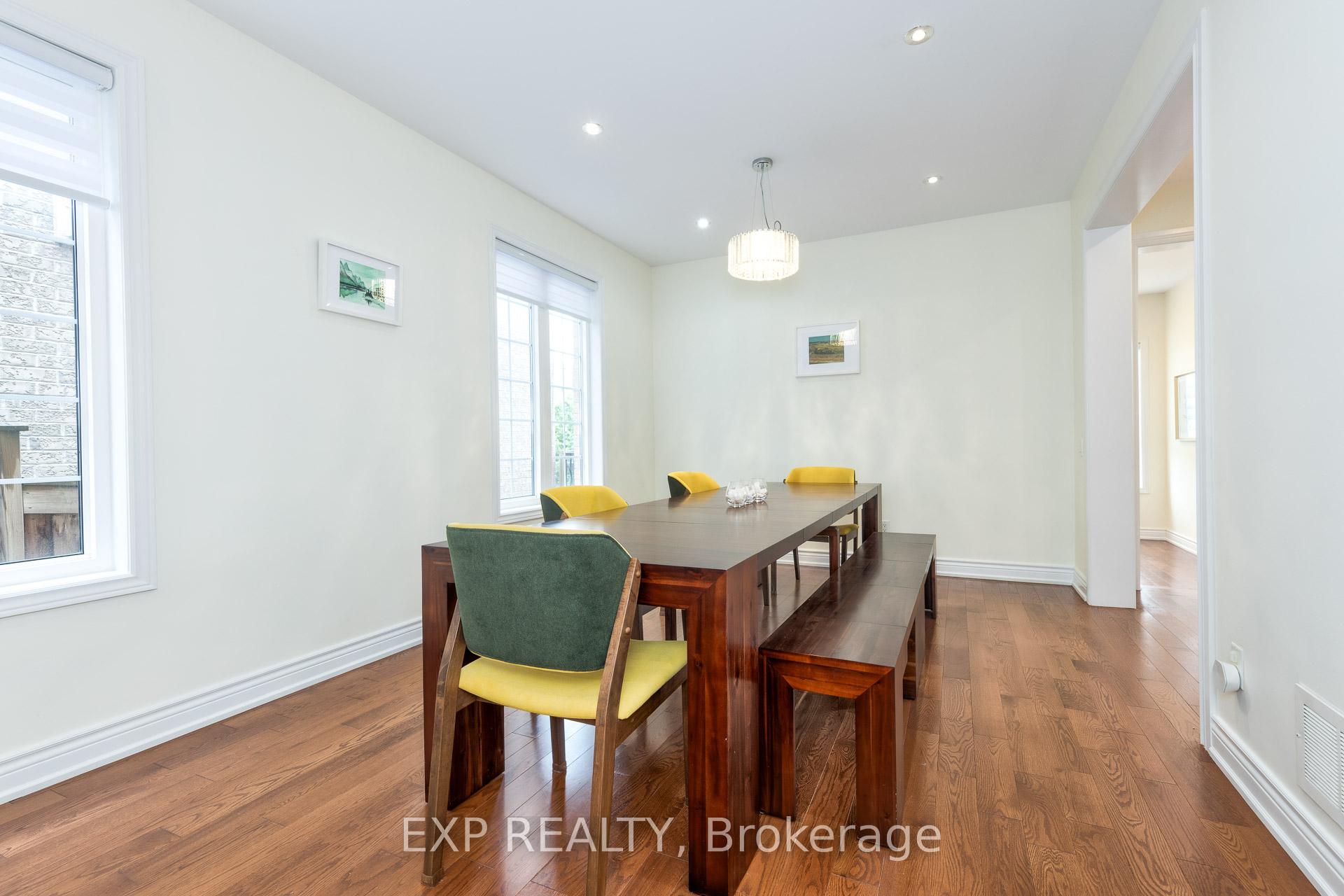 Photo 7 of 305 Via Romano Boulevard, Vaughan, Patterson — HOMEH