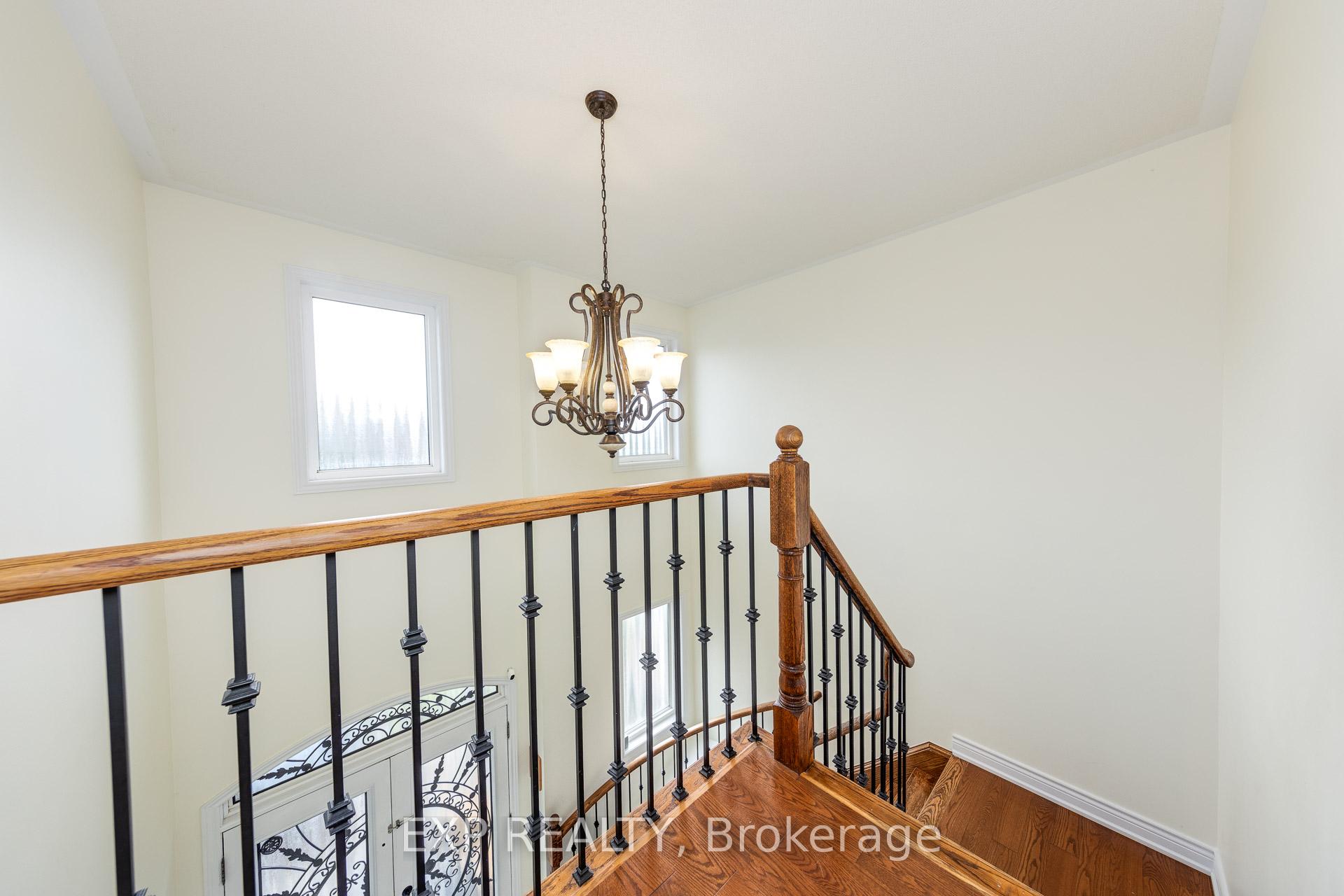 Photo 21 of 305 Via Romano Boulevard, Vaughan, Patterson — HOMEH