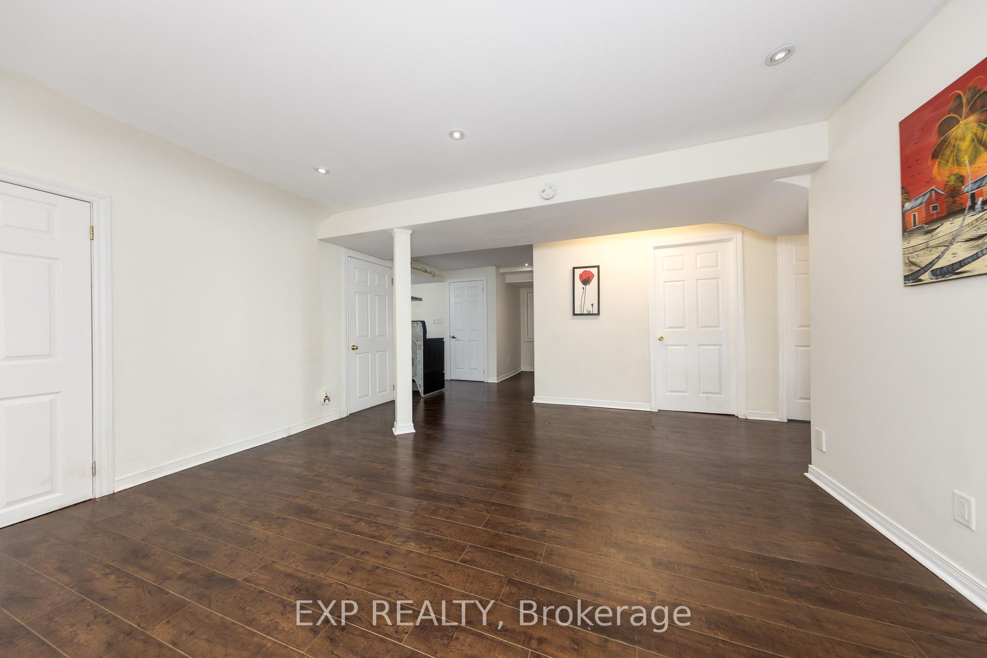 Photo 36 of 305 Via Romano Boulevard, Vaughan, Patterson — HOMEH