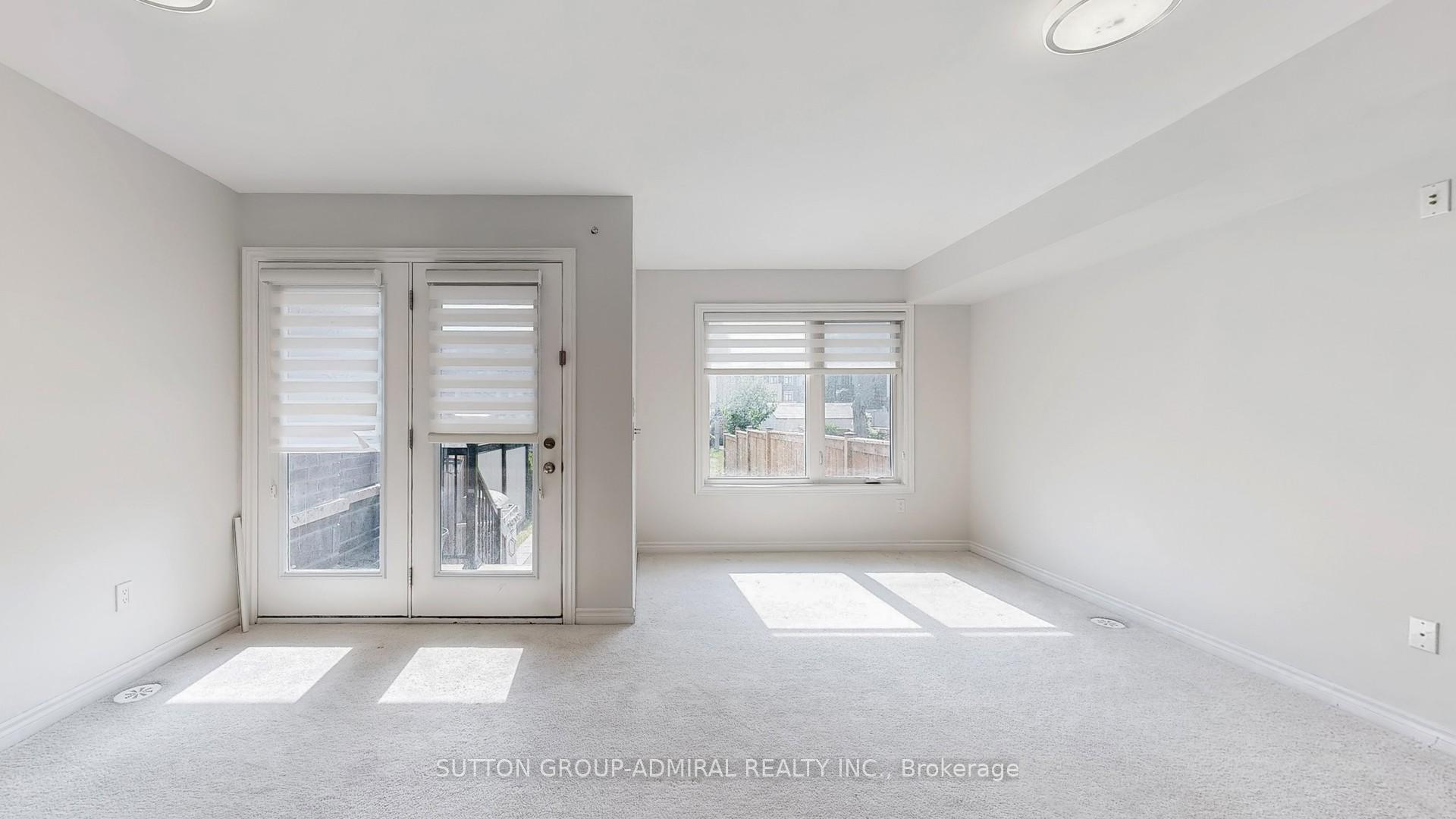 Photo 4 of 111 Golden Trail, Vaughan, Patterson — HOMEH
