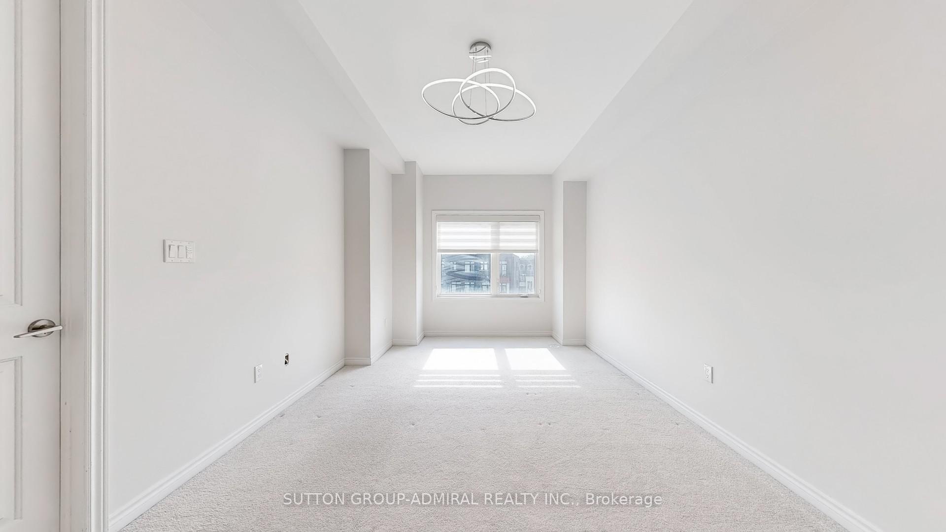 Photo 22 of 111 Golden Trail, Vaughan, Patterson — HOMEH