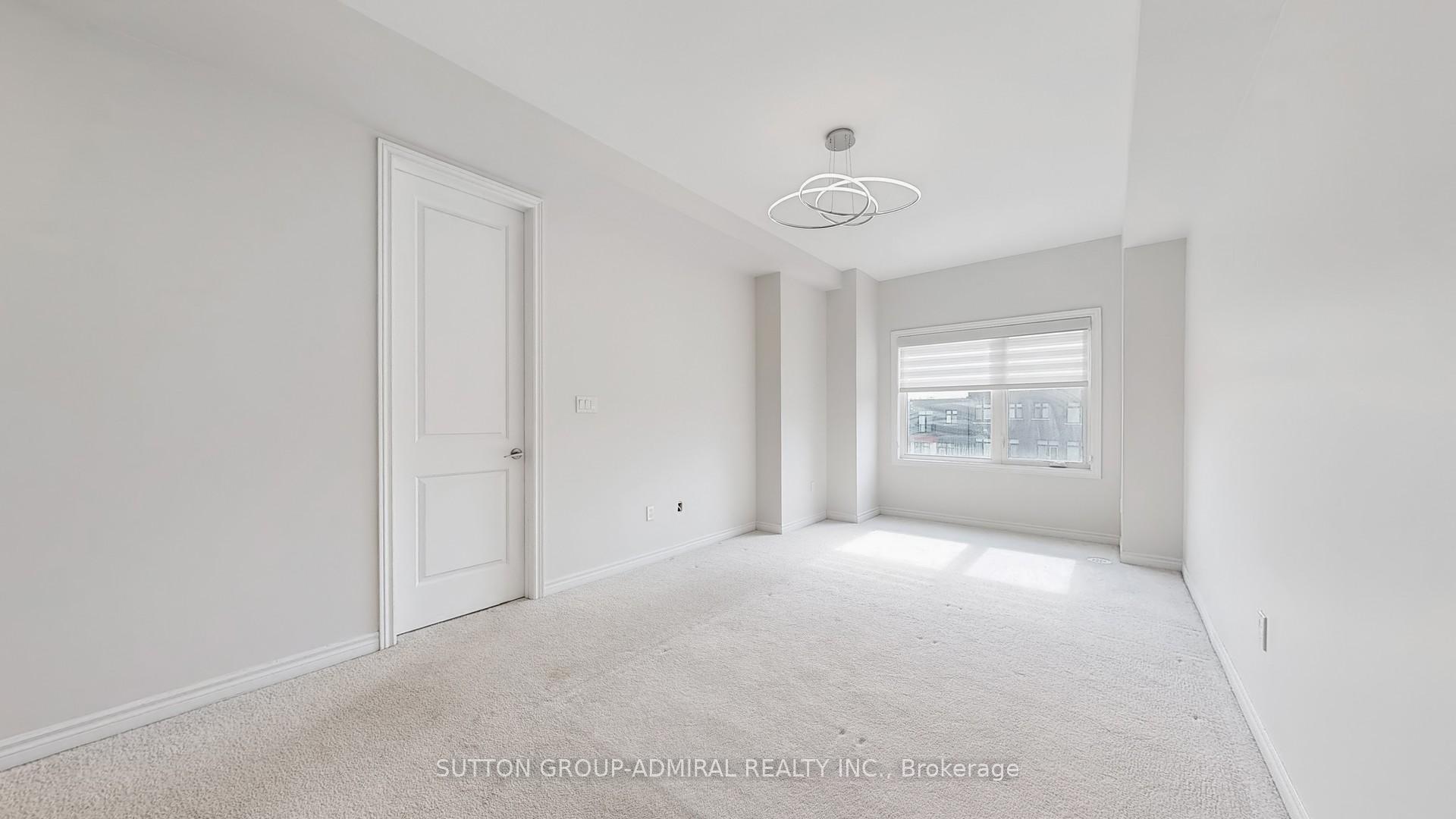 Photo 23 of 111 Golden Trail, Vaughan, Patterson — HOMEH