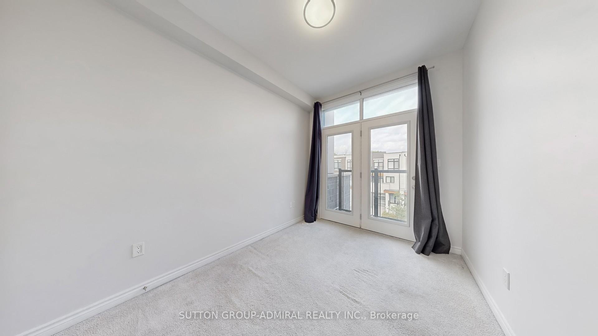 Photo 31 of 111 Golden Trail, Vaughan, Patterson — HOMEH