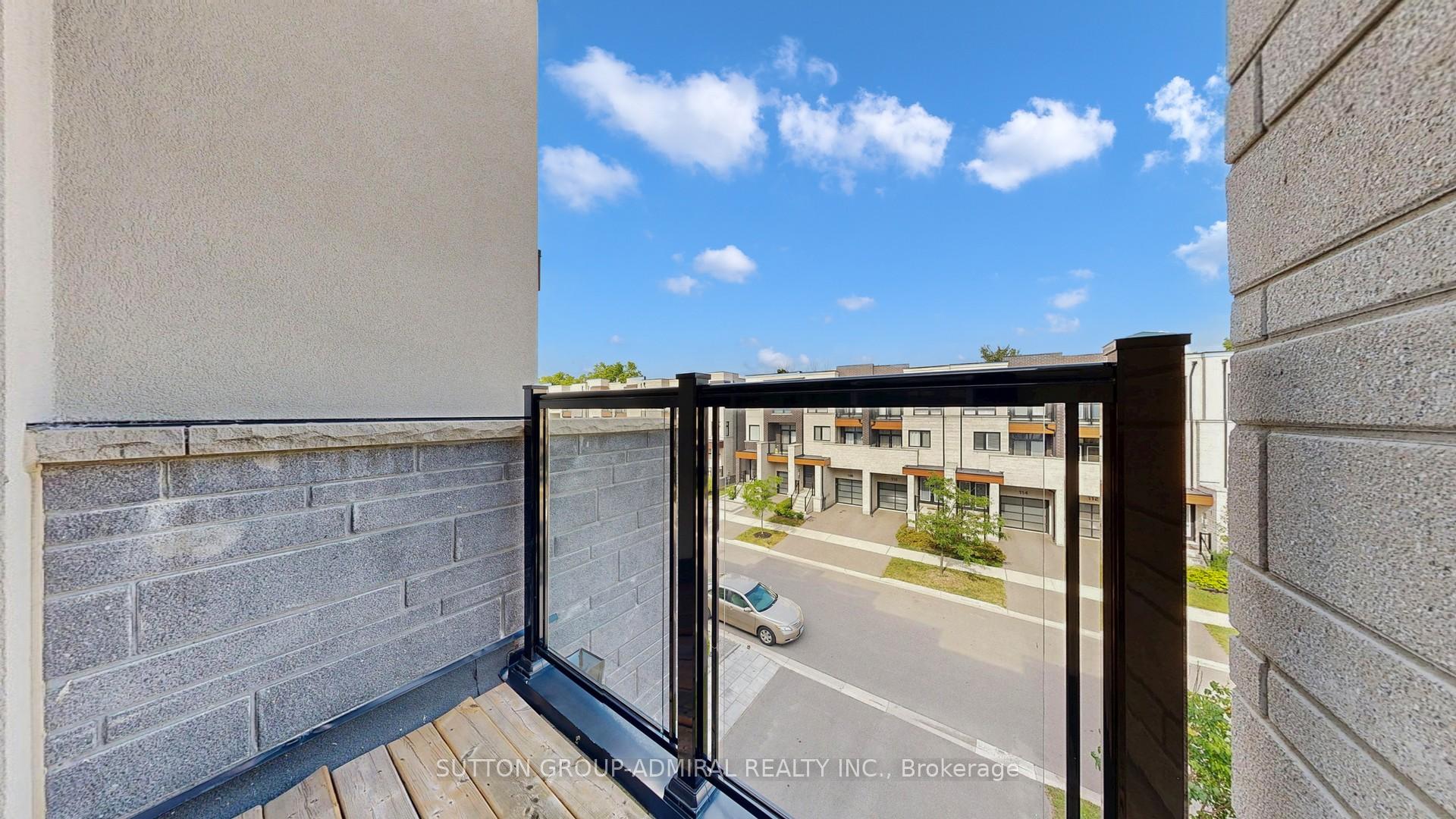 Photo 32 of 111 Golden Trail, Vaughan, Patterson — HOMEH