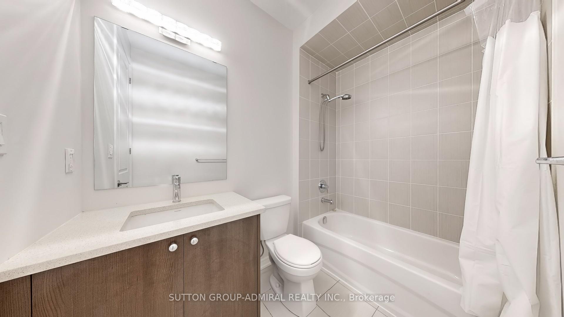 Photo 37 of 111 Golden Trail, Vaughan, Patterson — HOMEH