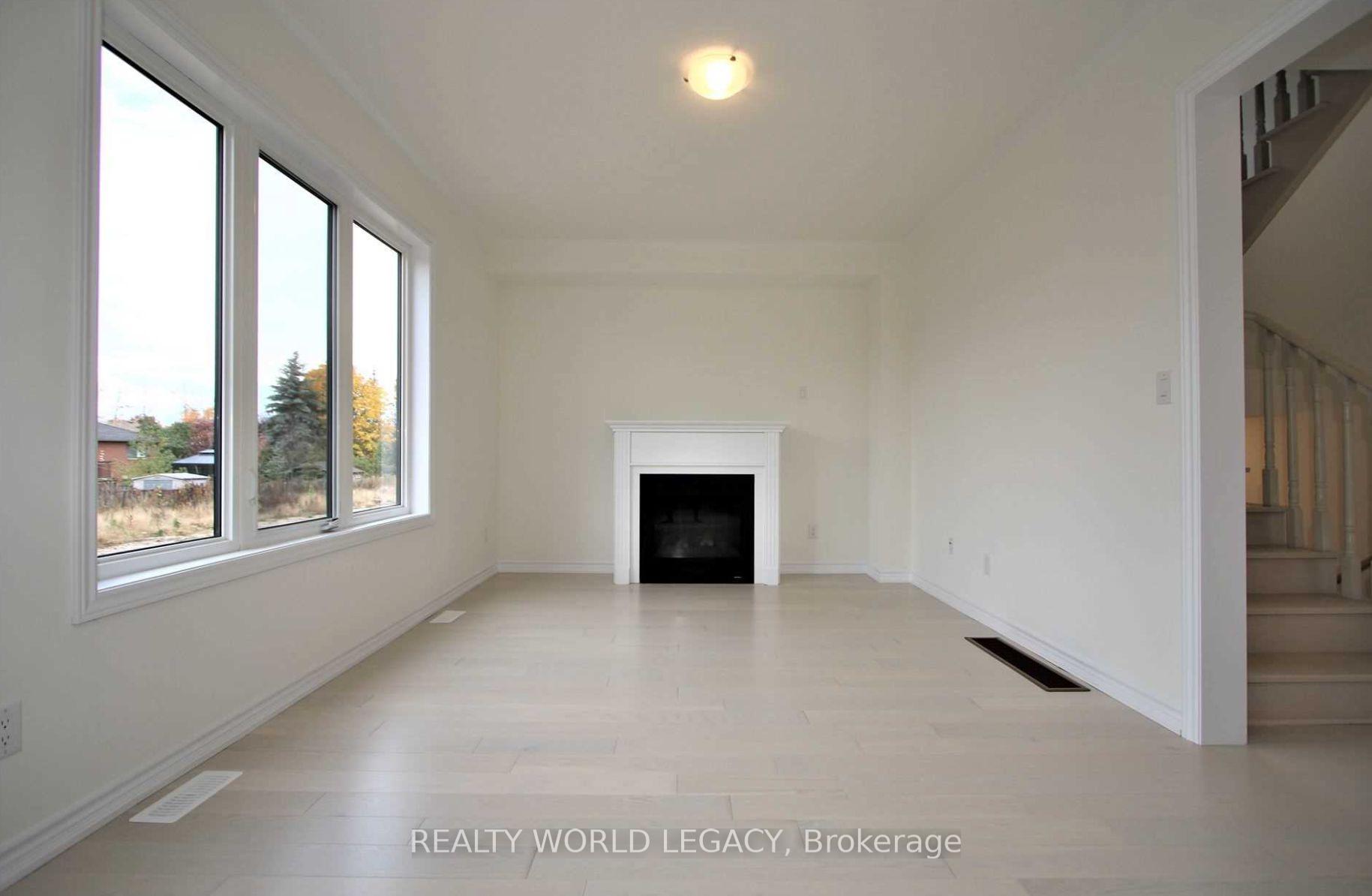 Photo 4 of 7 Beatrice Drive, Wasaga Beach — HOMEH