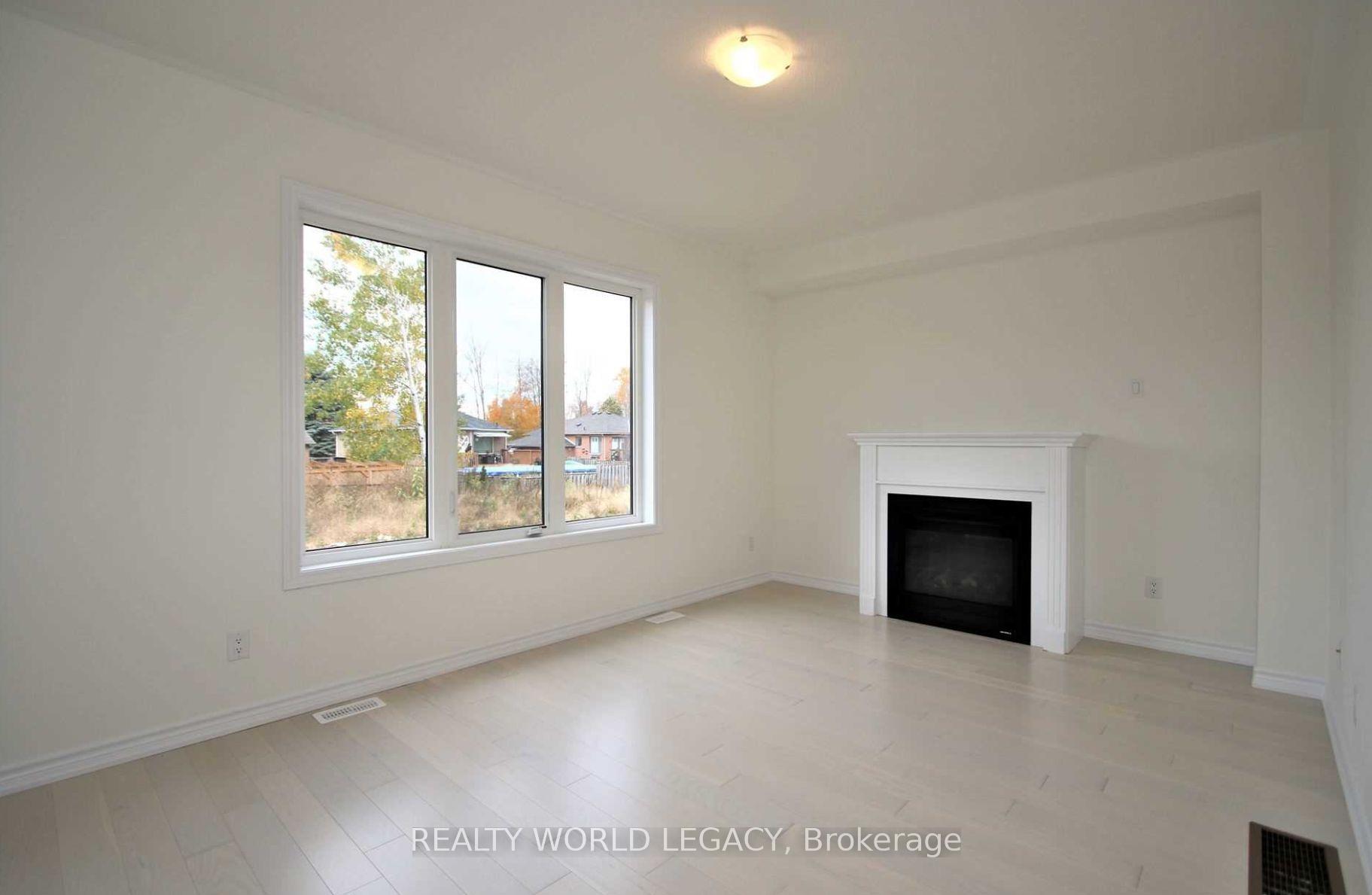 Photo 5 of 7 Beatrice Drive, Wasaga Beach — HOMEH