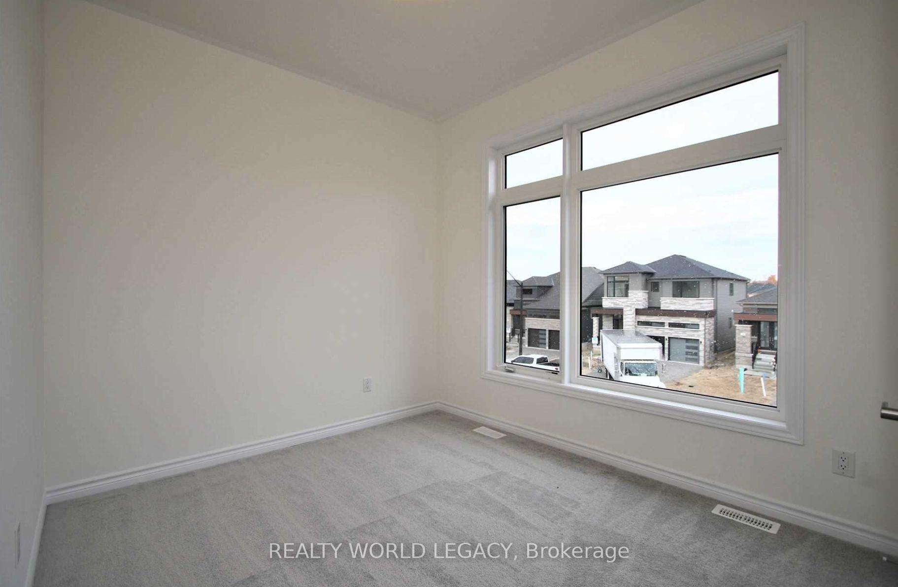 Photo 12 of 7 Beatrice Drive, Wasaga Beach — HOMEH