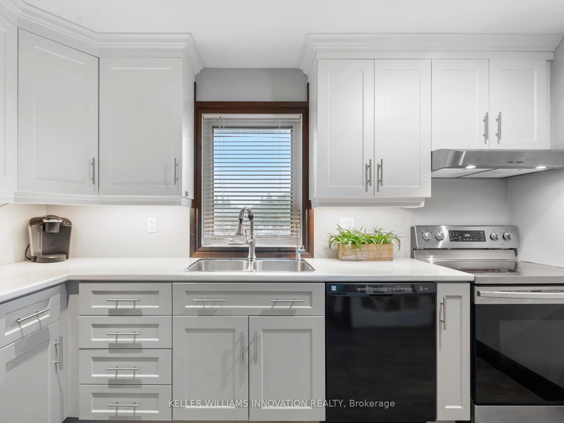 Photo 8 of 6992 Raglan Street, West Perth, Hibbert — HOMEH