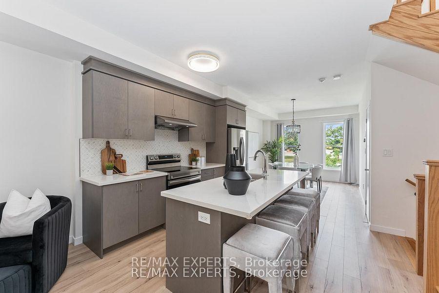 Photo 14 of 10286 Keele Street, Vaughan, Maple — HOMEH