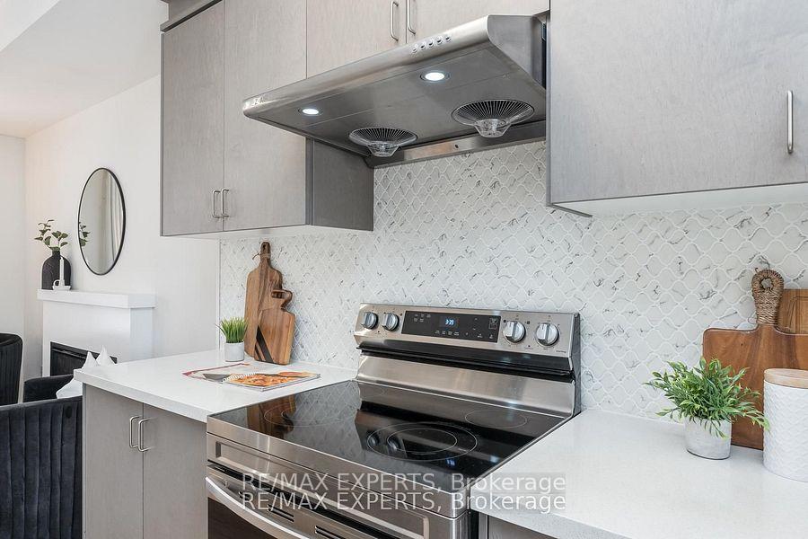 Photo 17 of 10286 Keele Street, Vaughan, Maple — HOMEH