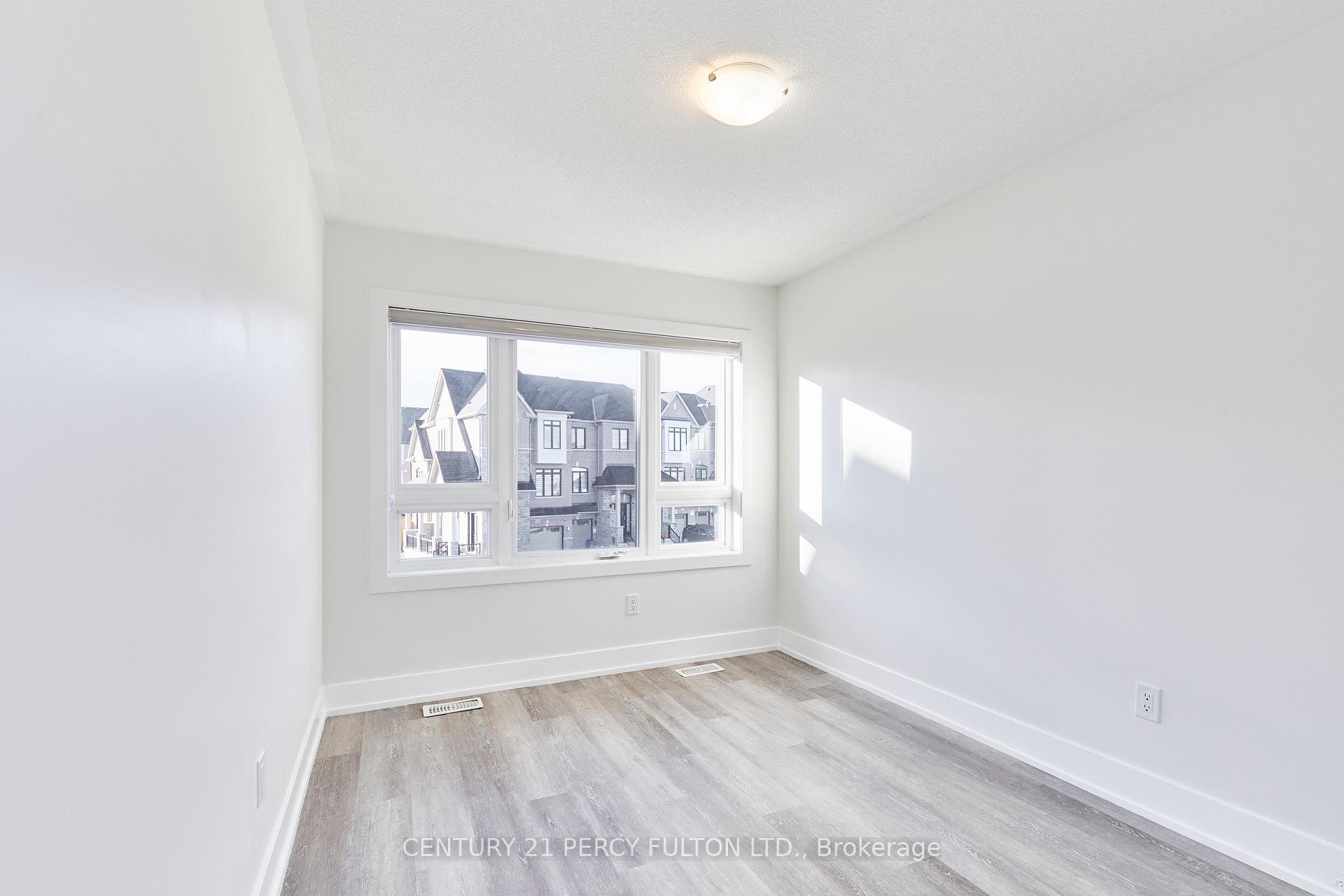 Photo 14 of 47 Dorian Drive, Whitby, Rural Whitby — HOMEH