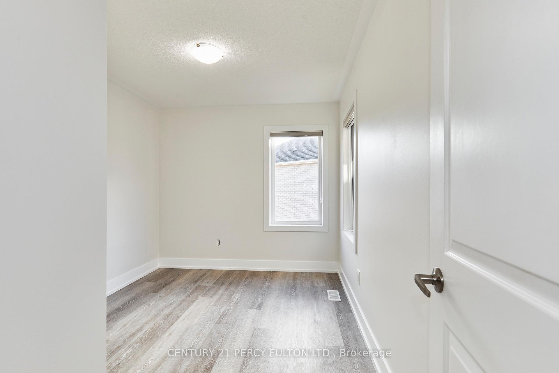 Photo 20 of 47 Dorian Drive, Whitby, Rural Whitby — HOMEH