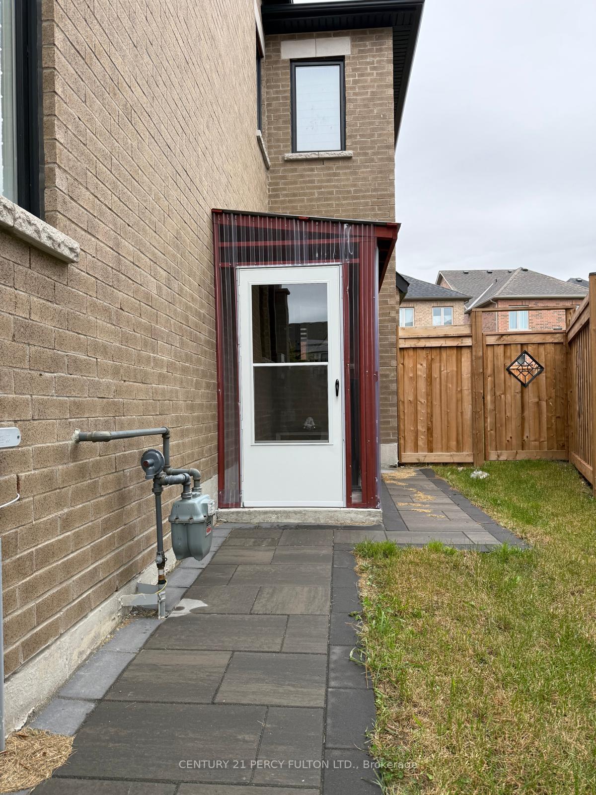 Photo 33 of 47 Dorian Drive, Whitby, Rural Whitby — HOMEH