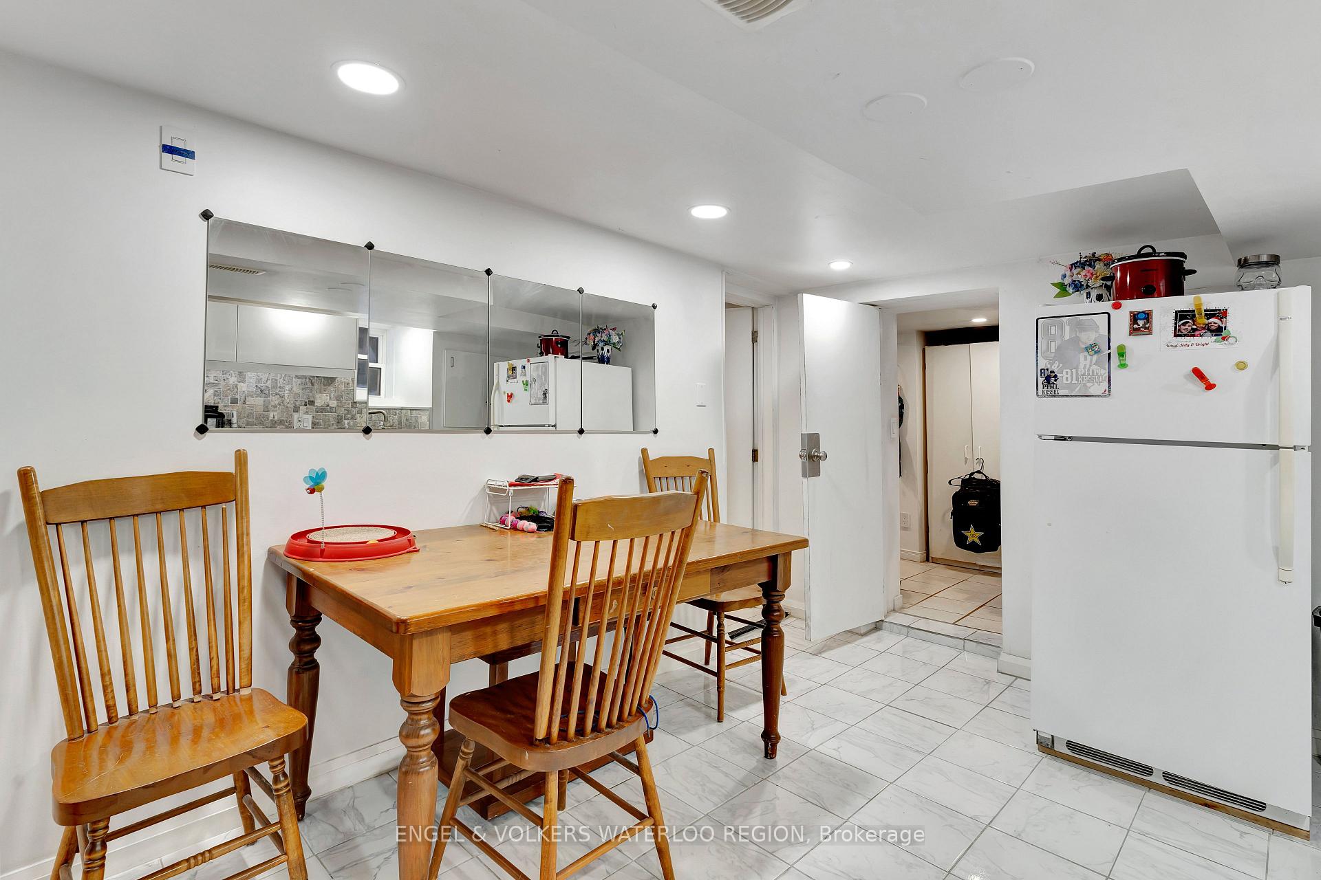 Photo 17 of 40 Menno Street, Waterloo — HOMEH