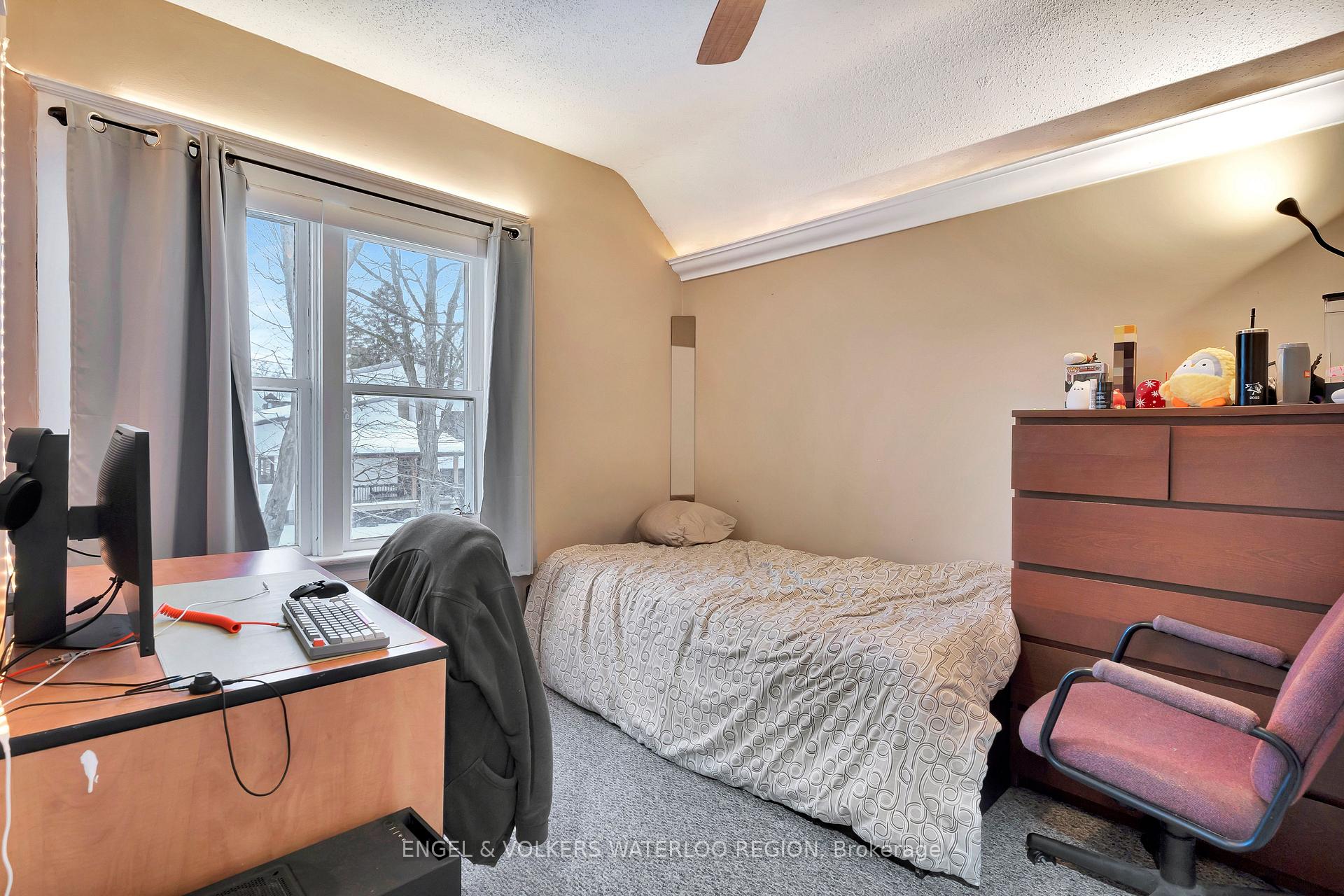 Photo 37 of 40 Menno Street, Waterloo — HOMEH