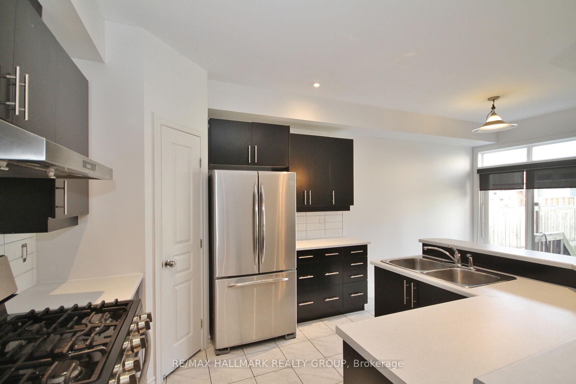 Photo 7 of 113 Watchhorn Grove, Ottawa, Riverside South — HOMEH