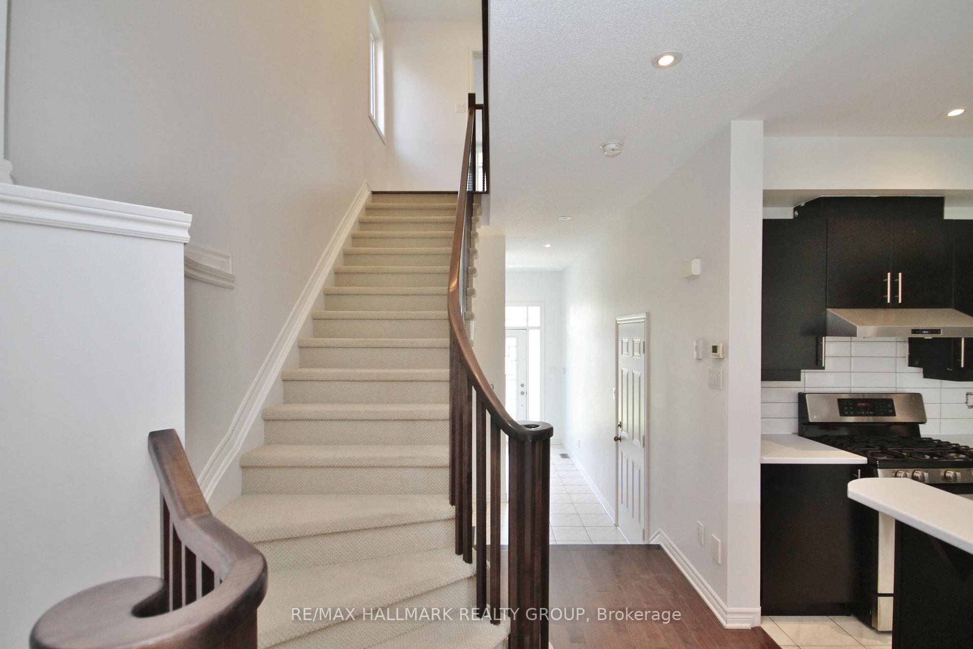 Photo 16 of 113 Watchhorn Grove, Ottawa, Riverside South — HOMEH