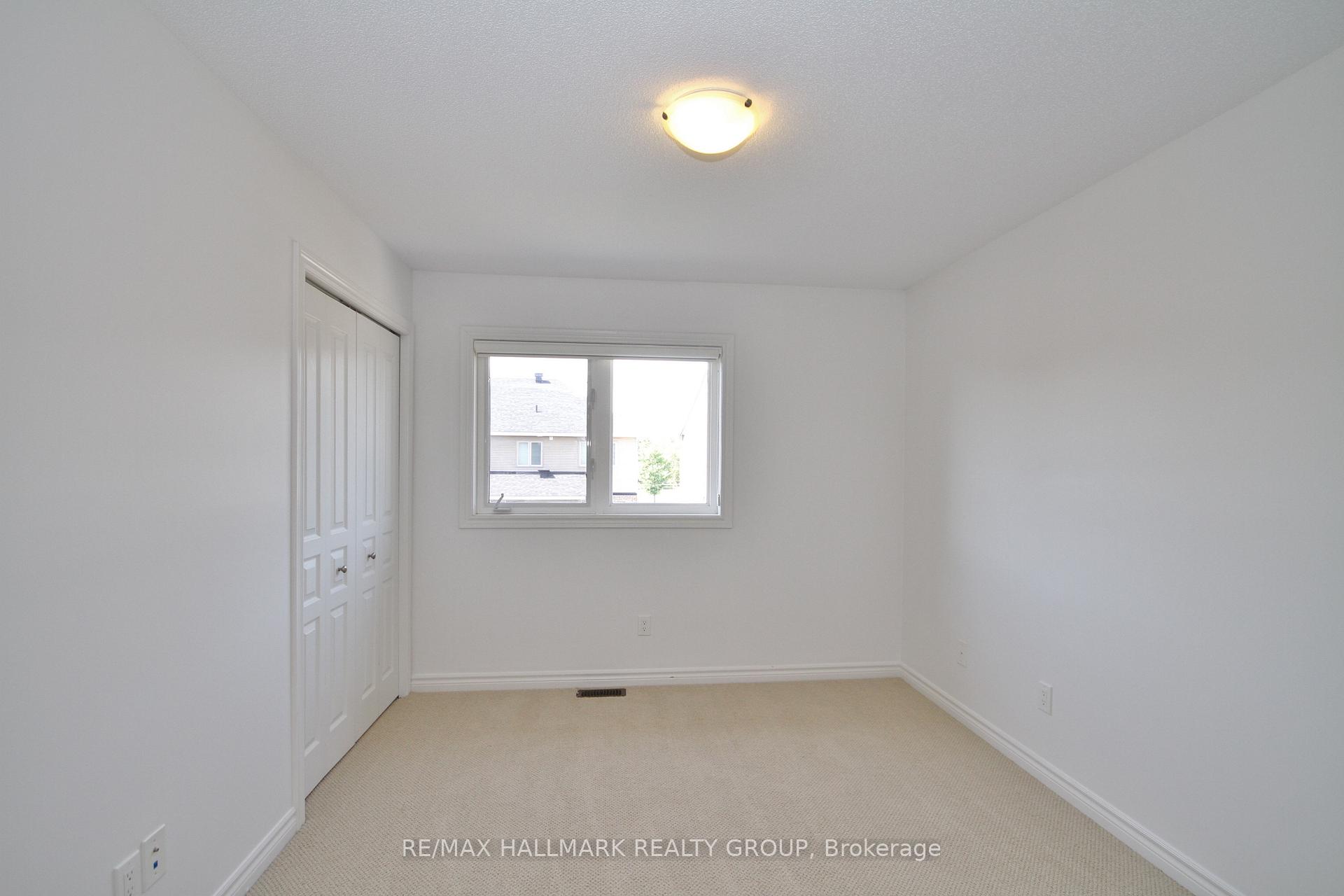Photo 21 of 113 Watchhorn Grove, Ottawa, Riverside South — HOMEH