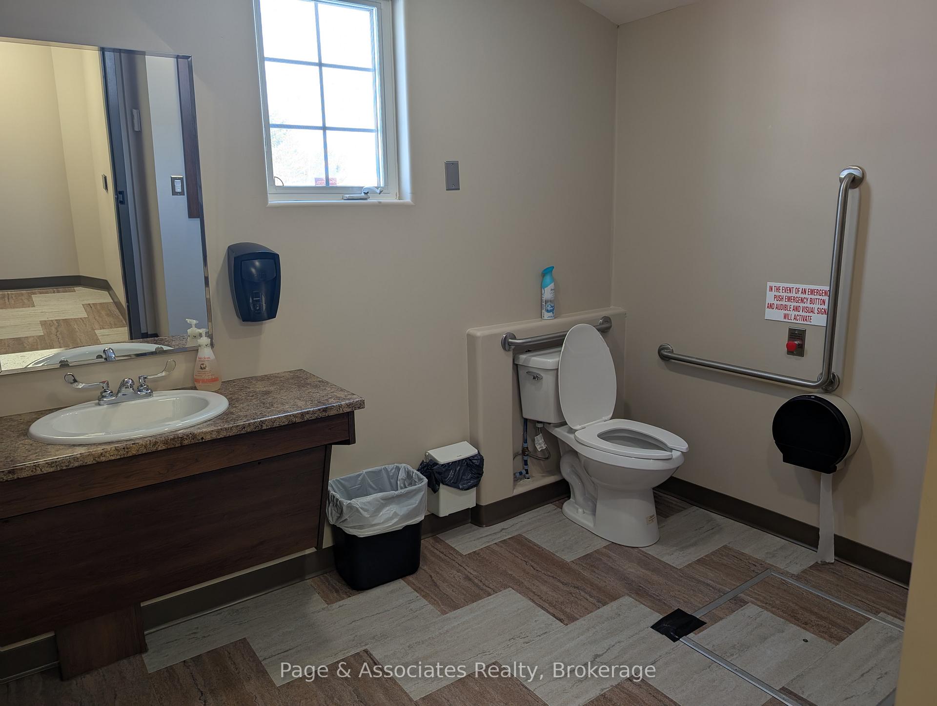 Photo 17 of 12021 Highway 17 E, West Nipissing, Sturgeon Falls — HOMEH