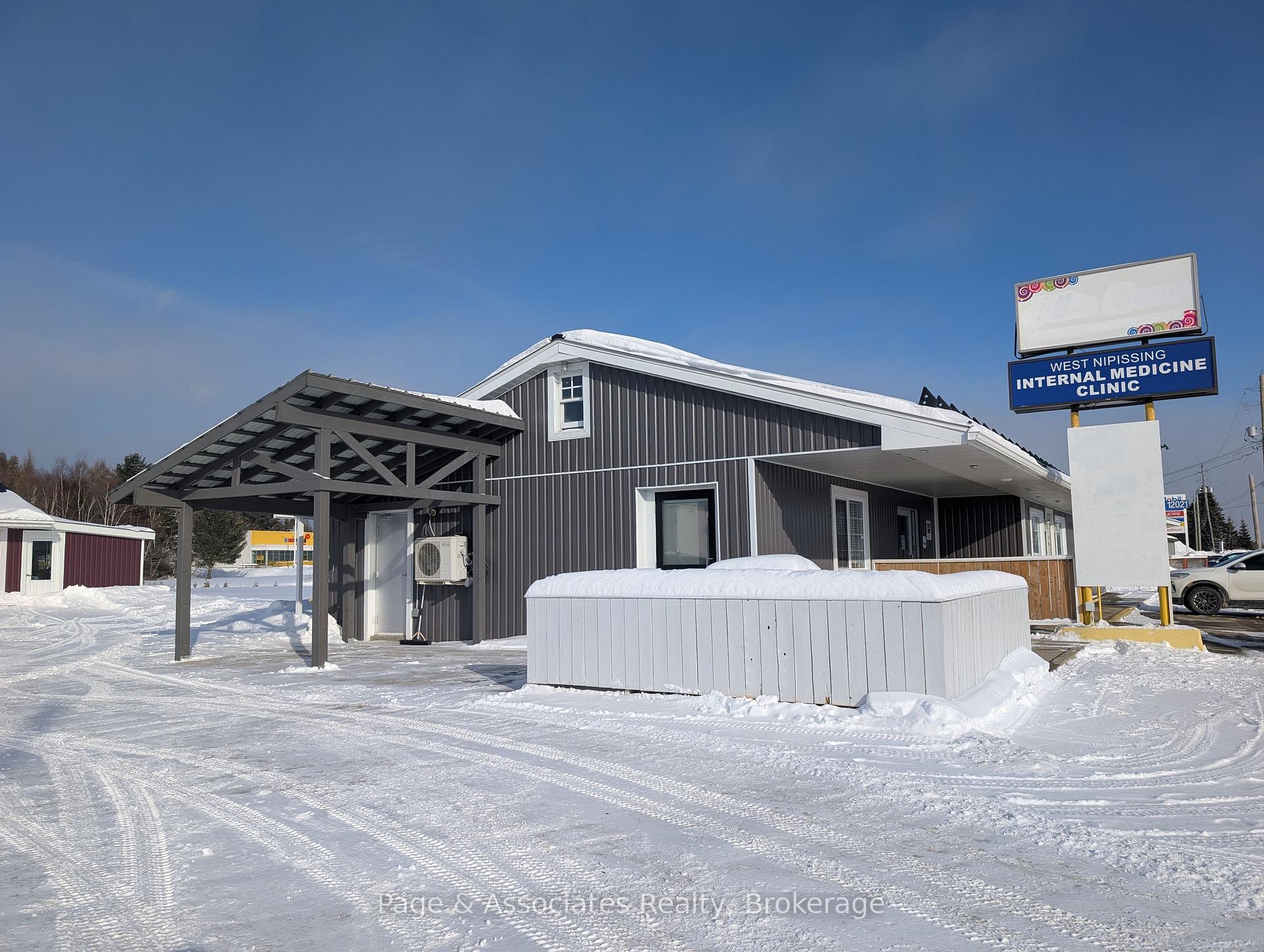 Photo 23 of 12021 Highway 17 E, West Nipissing, Sturgeon Falls — HOMEH