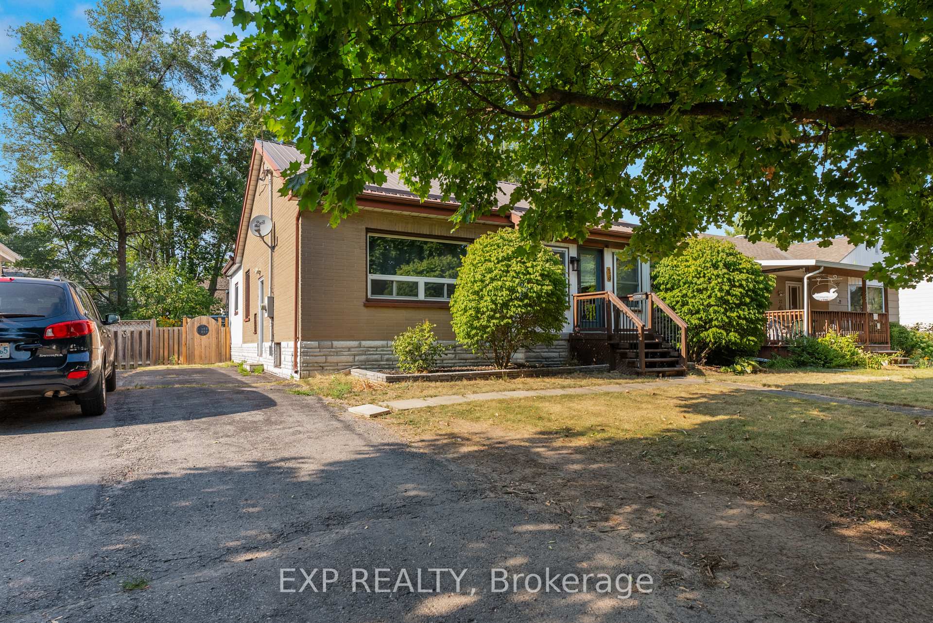 Photo 3 of 18 Montgomery Boulevard, Belleville, Belleville Ward — HOMEH