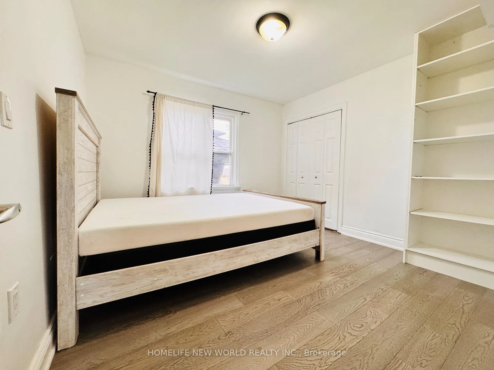Photo 9 of 8935 Ashburn Road, Whitby, Rural Whitby — HOMEH