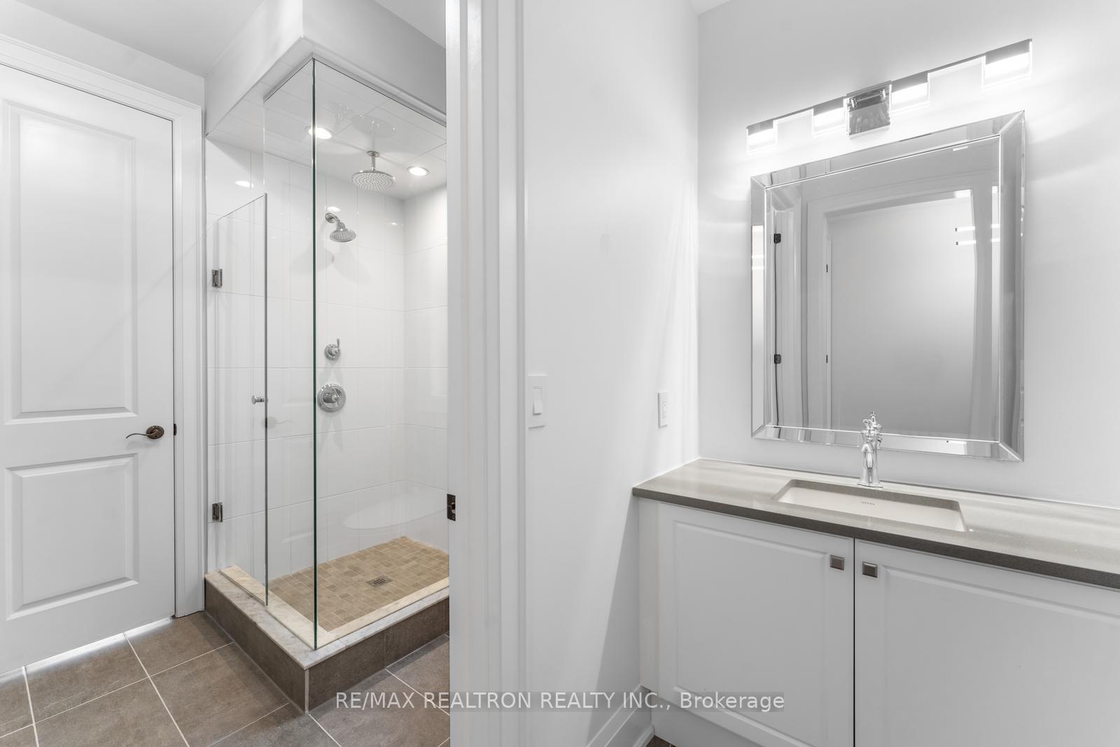 Photo 38 of 62 Endless Circle, Vaughan, Kleinburg — HOMEH