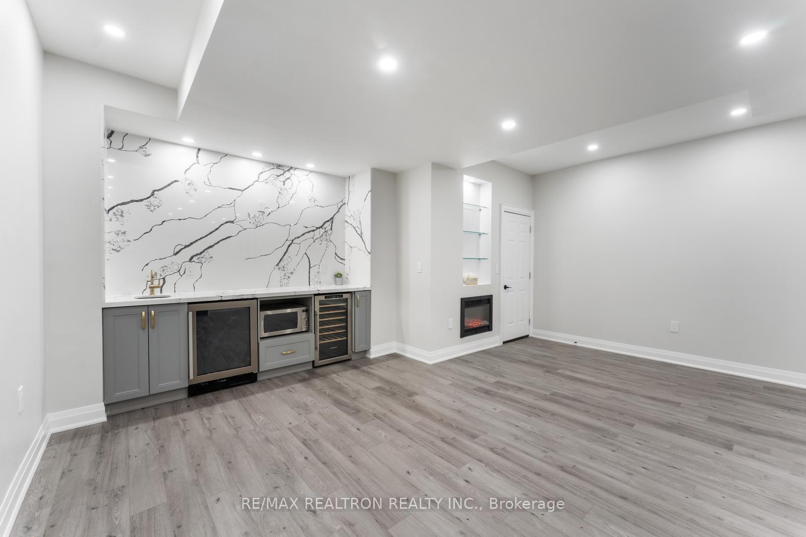 Photo 44 of 62 Endless Circle, Vaughan, Kleinburg — HOMEH
