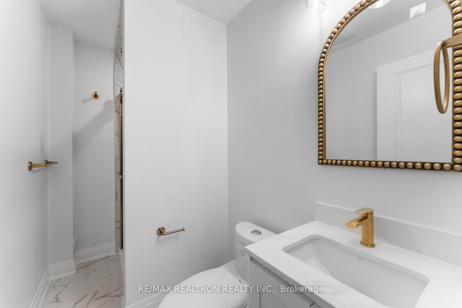 Photo 45 of 62 Endless Circle, Vaughan, Kleinburg — HOMEH
