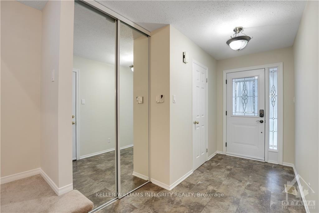 Photo 3 of 95 Springcreek Crescent, Ottawa, Fallowfield — HOMEH