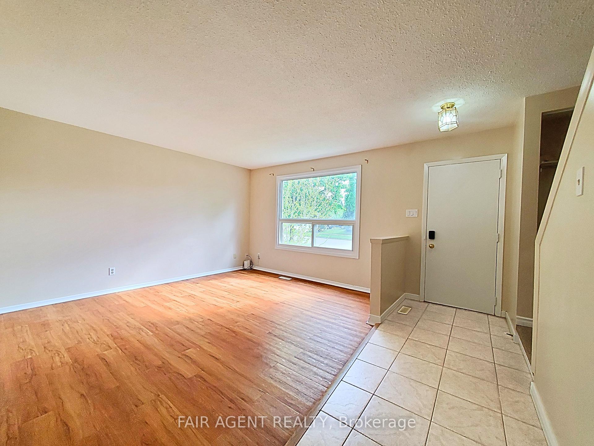 Photo 11 of Unit Unit B, 114 Lillian Drive, Waterloo — HOMEH