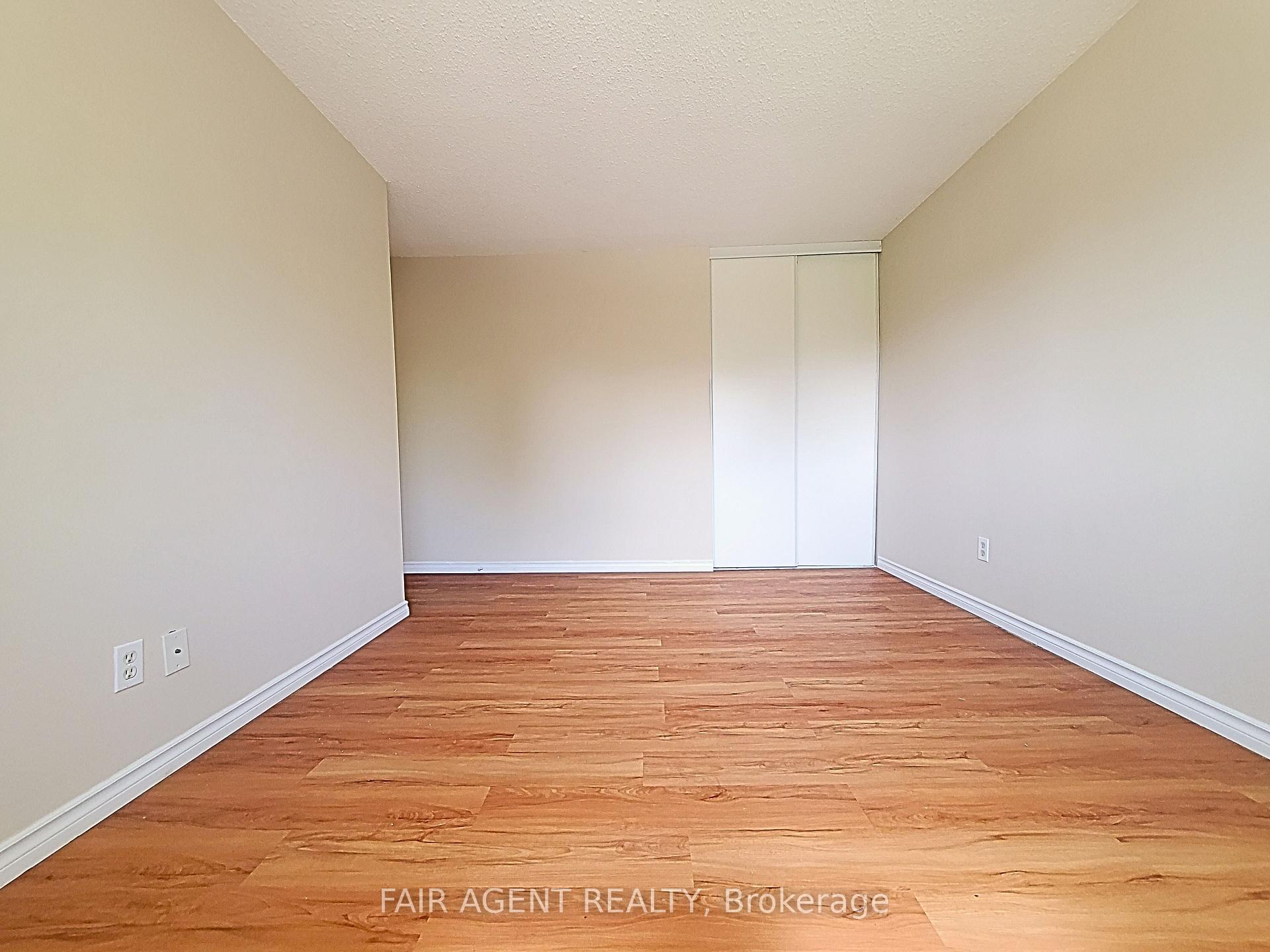 Photo 15 of Unit Unit B, 114 Lillian Drive, Waterloo — HOMEH