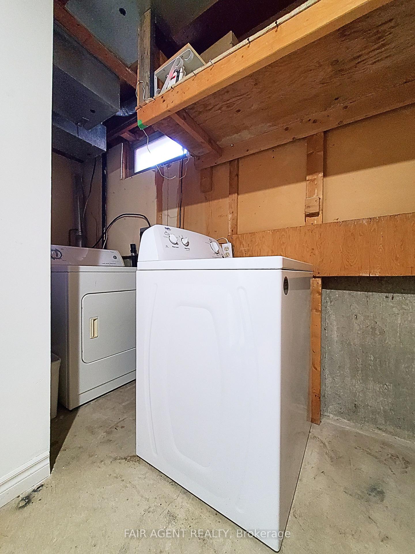 Photo 28 of Unit Unit B, 114 Lillian Drive, Waterloo — HOMEH