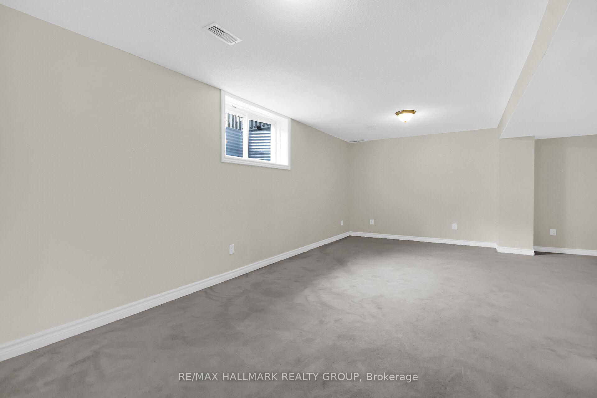 Photo 33 of 418 Temiskaming Crescent, Ottawa, Barrhaven - Strandherd — HOMEH