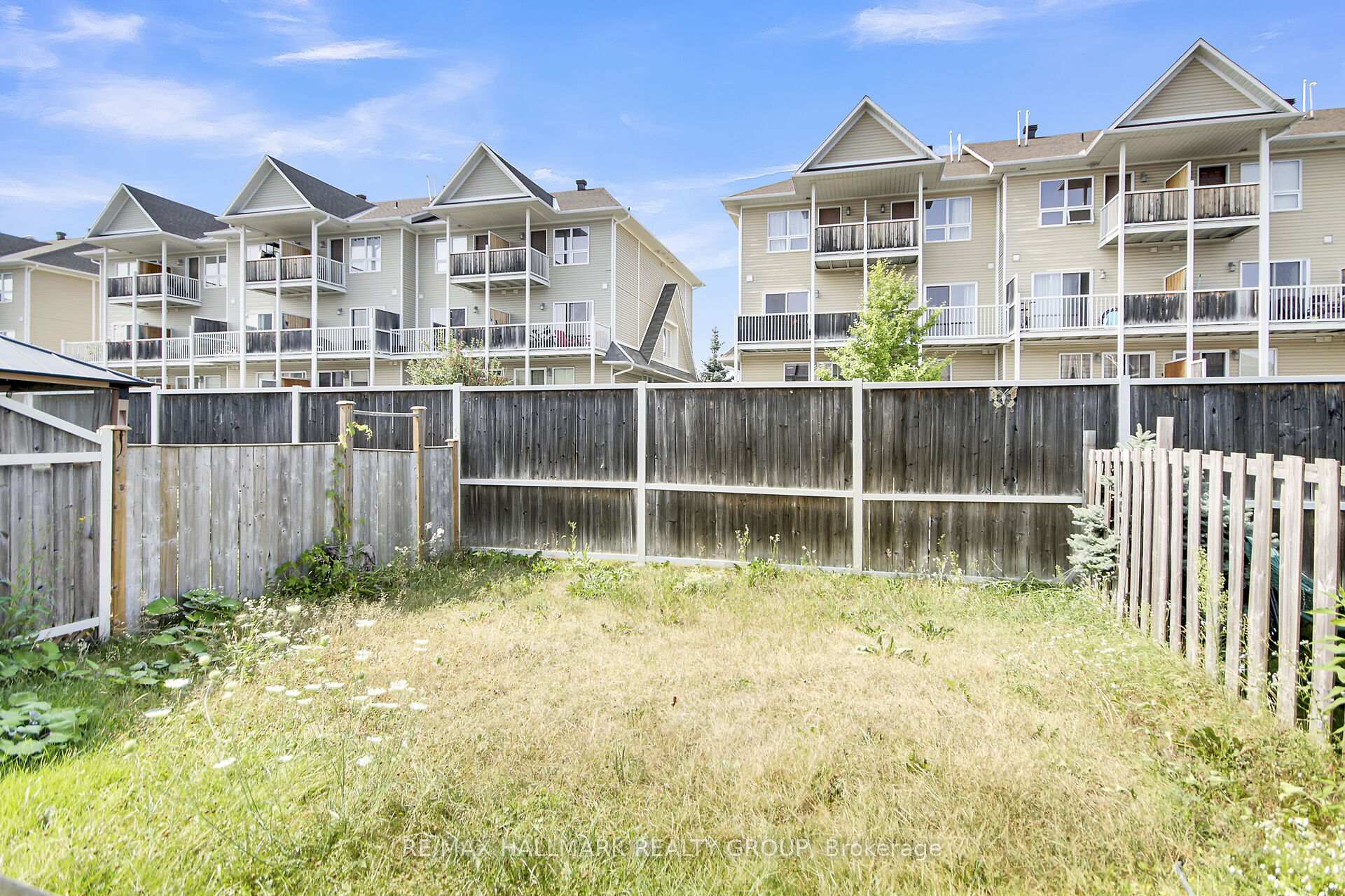 Photo 38 of 418 Temiskaming Crescent, Ottawa, Barrhaven - Strandherd — HOMEH