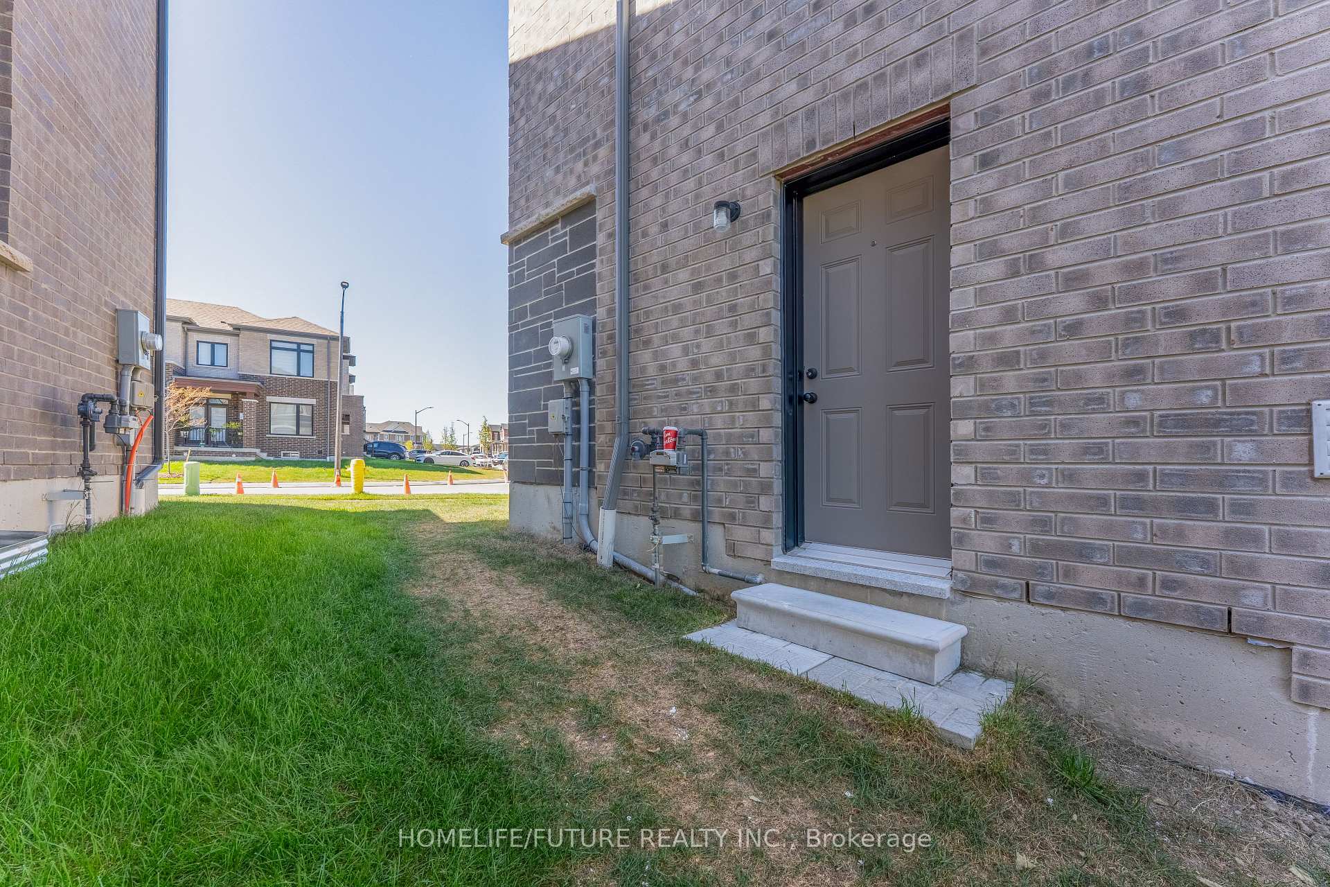 Photo 4 of Unit Bsmt, 65 Armilia Place, Whitby, Rural Whitby — HOMEH