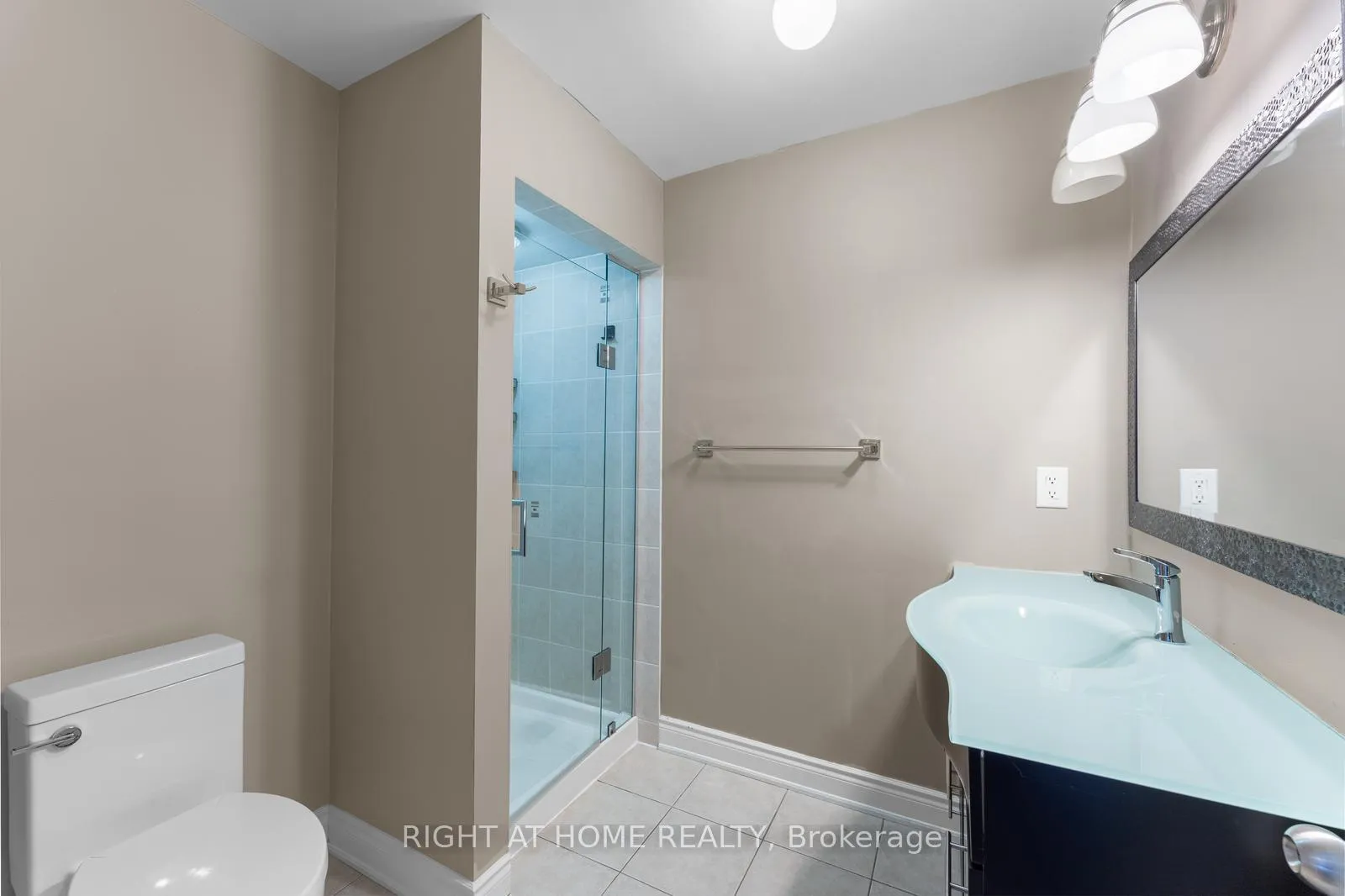 Photo 25 of 18 Isaac Devins Avenue, Vaughan, East Woodbridge — HOMEH