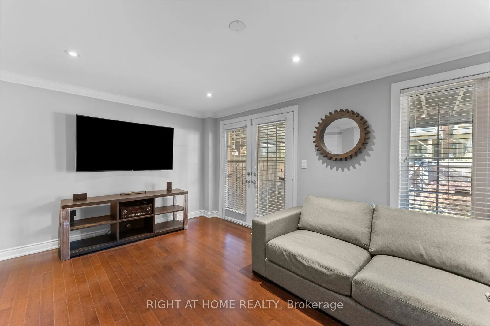 Photo 33 of 18 Isaac Devins Avenue, Vaughan, East Woodbridge — HOMEH