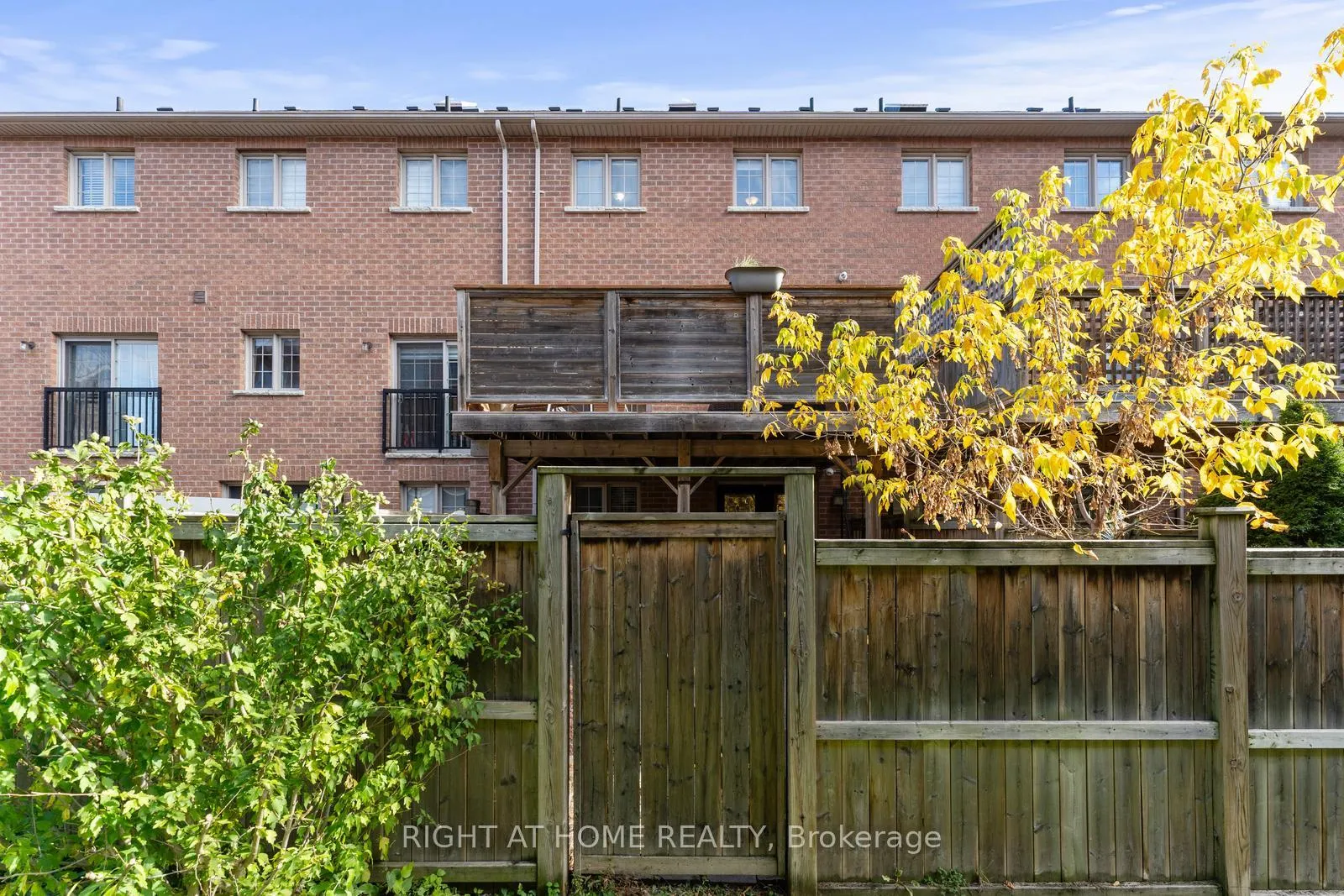 Photo 39 of 18 Isaac Devins Avenue, Vaughan, East Woodbridge — HOMEH