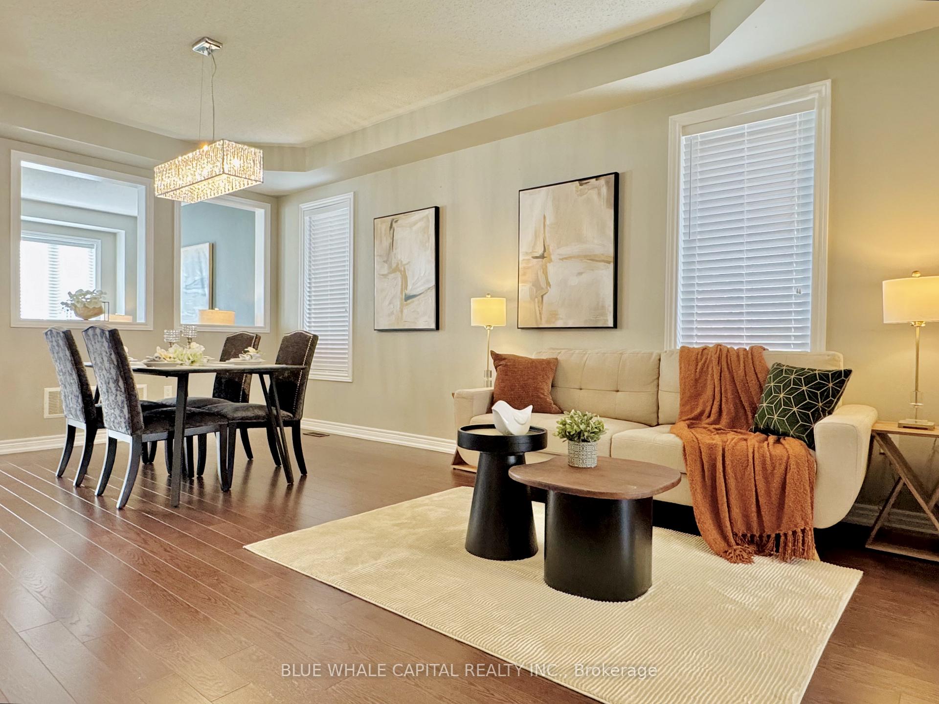 Photo 5 of 26 Alistair Crescent, Vaughan, Kleinburg — HOMEH