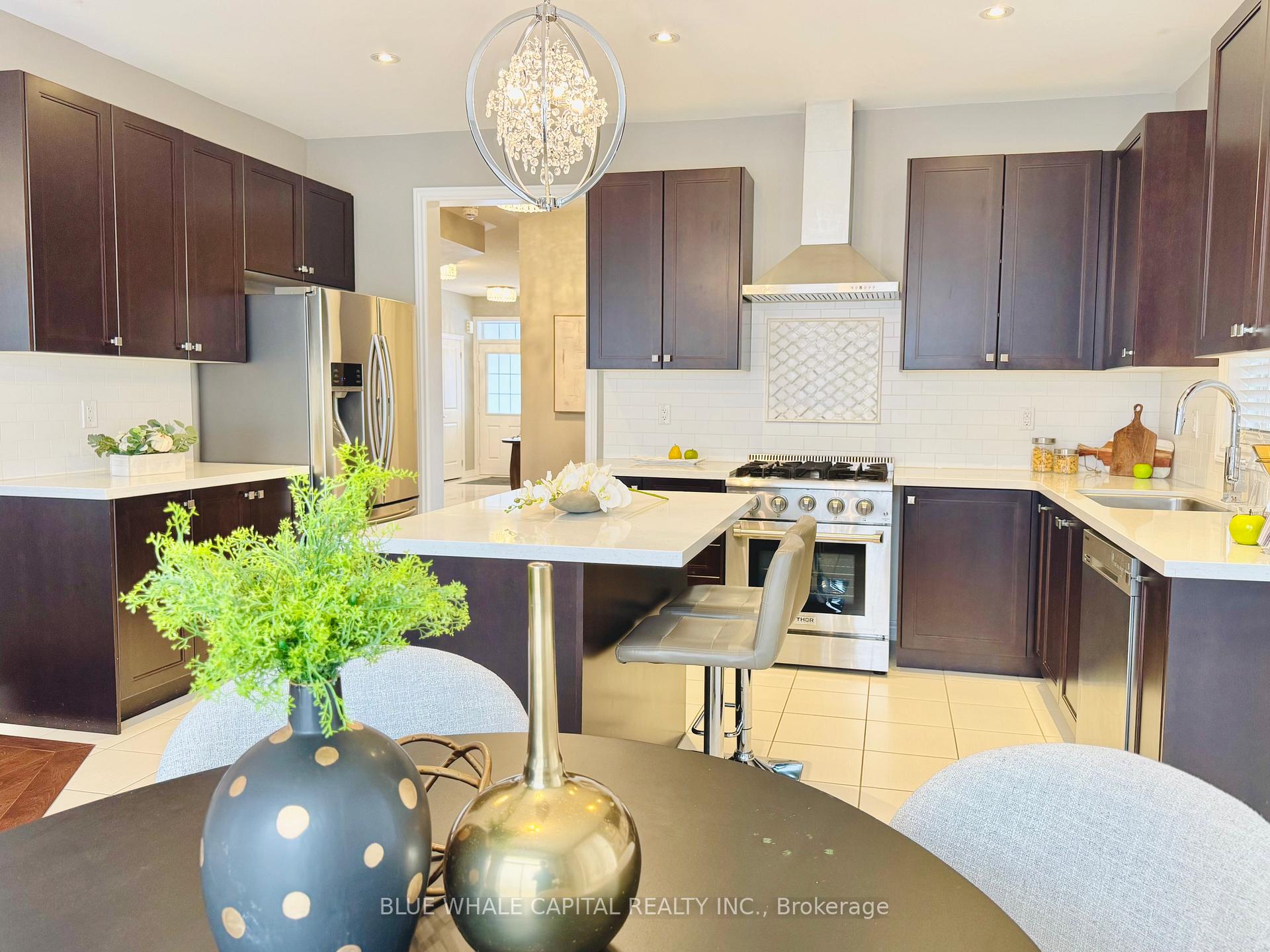 Photo 13 of 26 Alistair Crescent, Vaughan, Kleinburg — HOMEH
