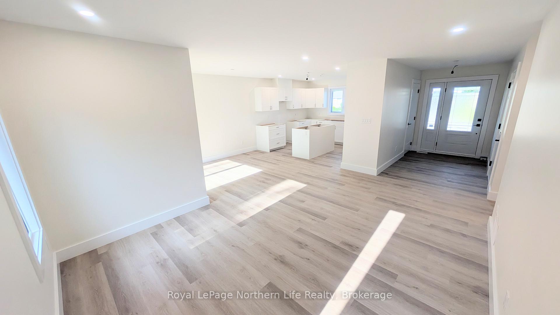Photo 14 of 422 Roy Street S, West Nipissing, Sturgeon Falls — HOMEH