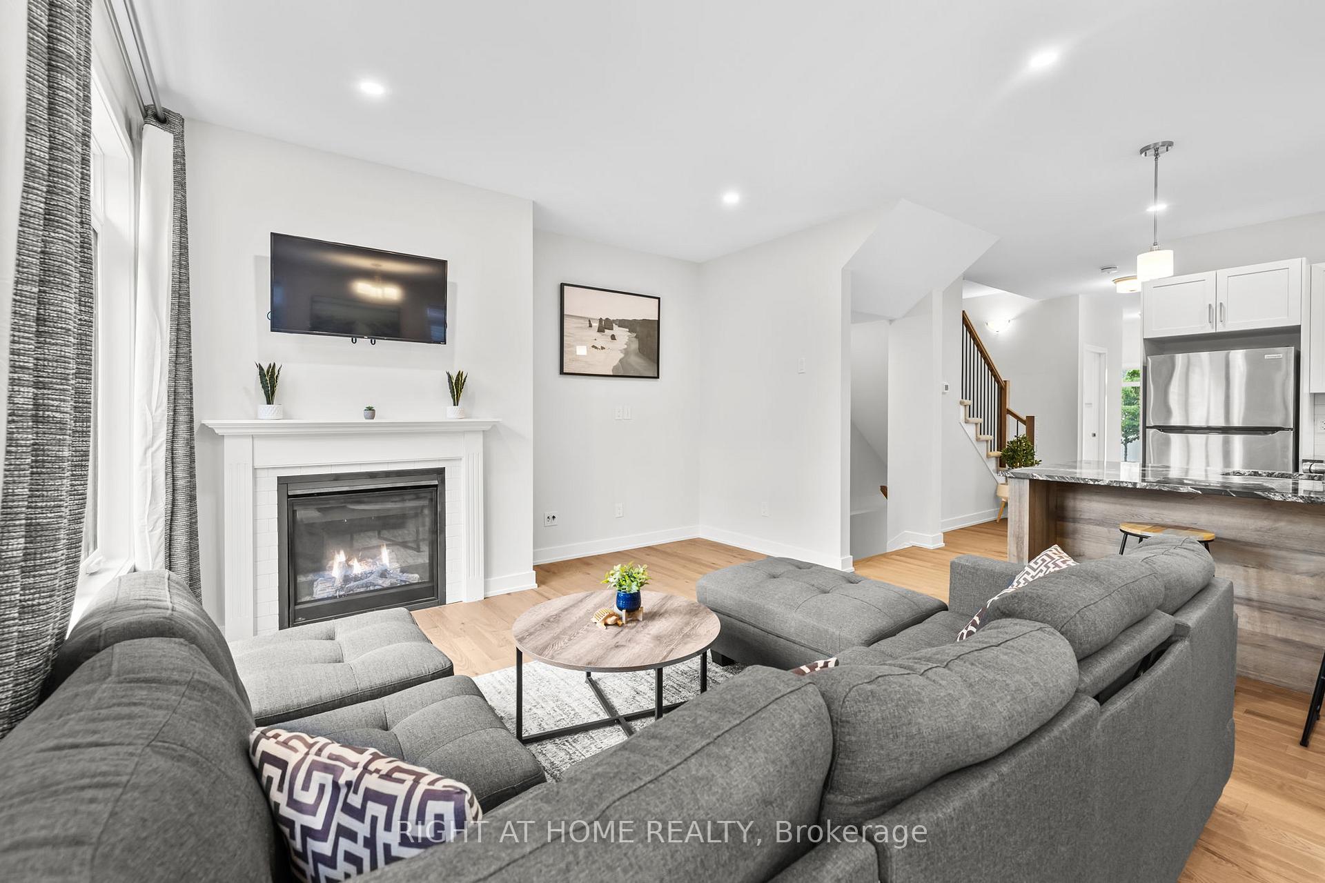 Photo 15 of 47 Mac Beattie Drive, Arnprior — HOMEH