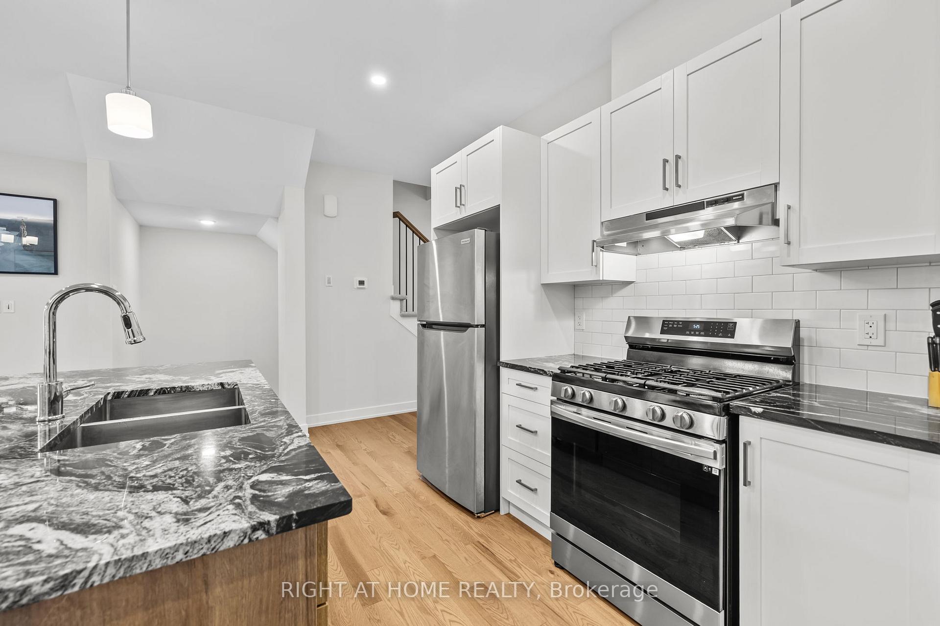 Photo 19 of 47 Mac Beattie Drive, Arnprior — HOMEH