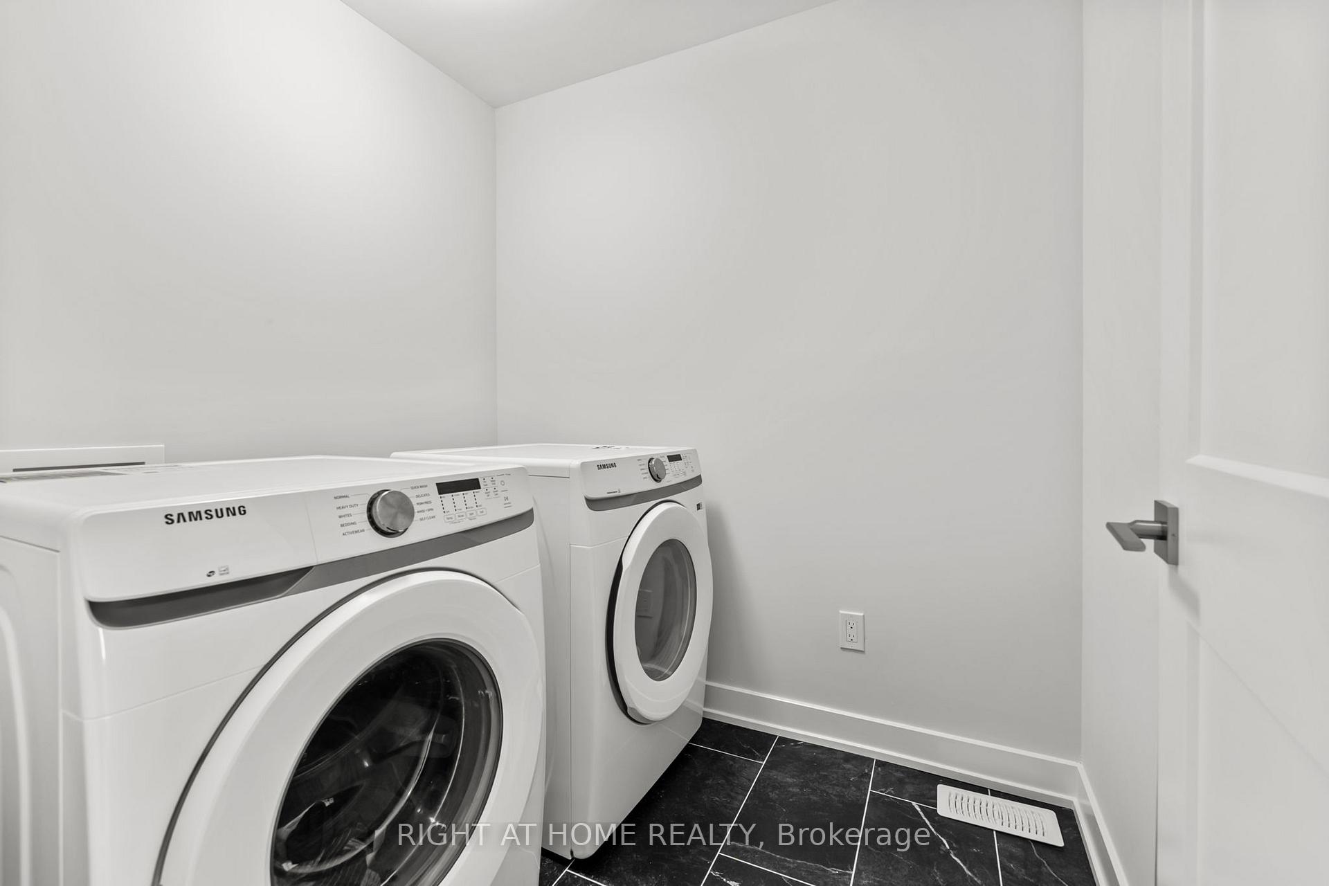 Photo 16 of 47 Mac Beattie Drive, Arnprior — HOMEH