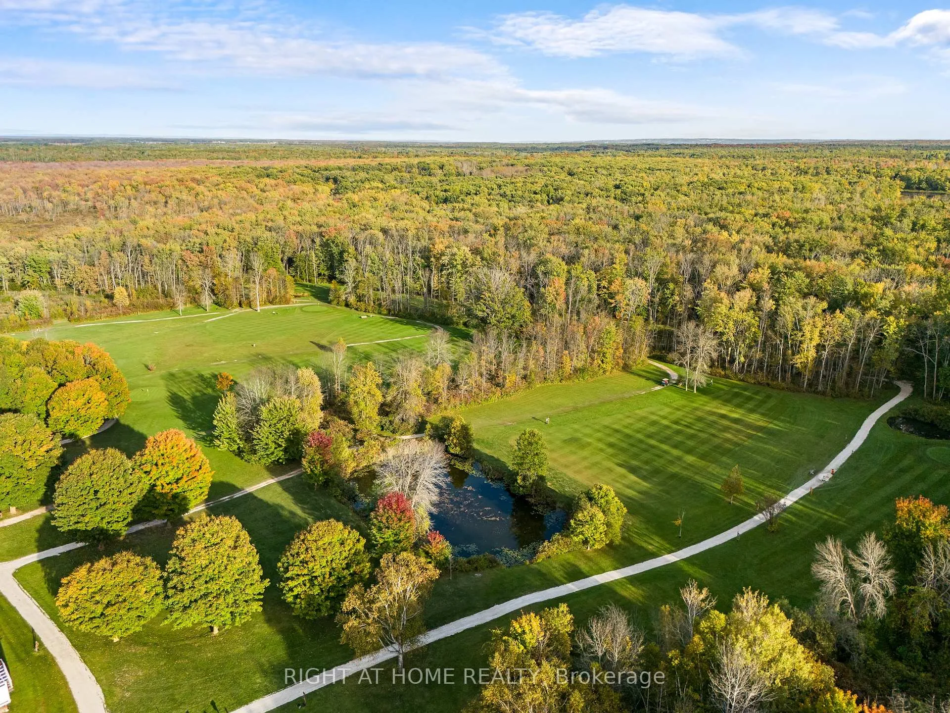 Photo 20 of 3 Carruthers Street S, Wasaga Beach — HOMEH