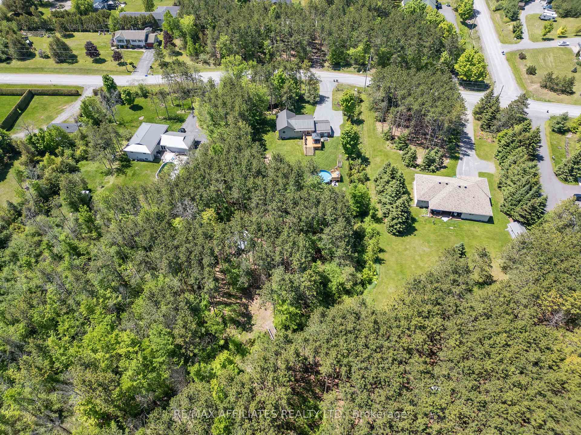 Photo 35 of 141 Pine Ridge Drive, Beckwith, Beckwith Twp — HOMEH