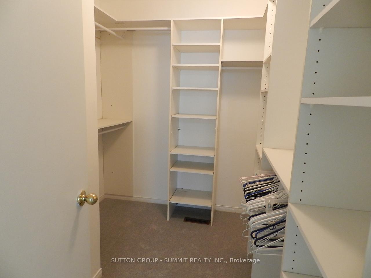 Photo 15 of 20 Dehart Drive, Whitby, Rolling Acres — HOMEH