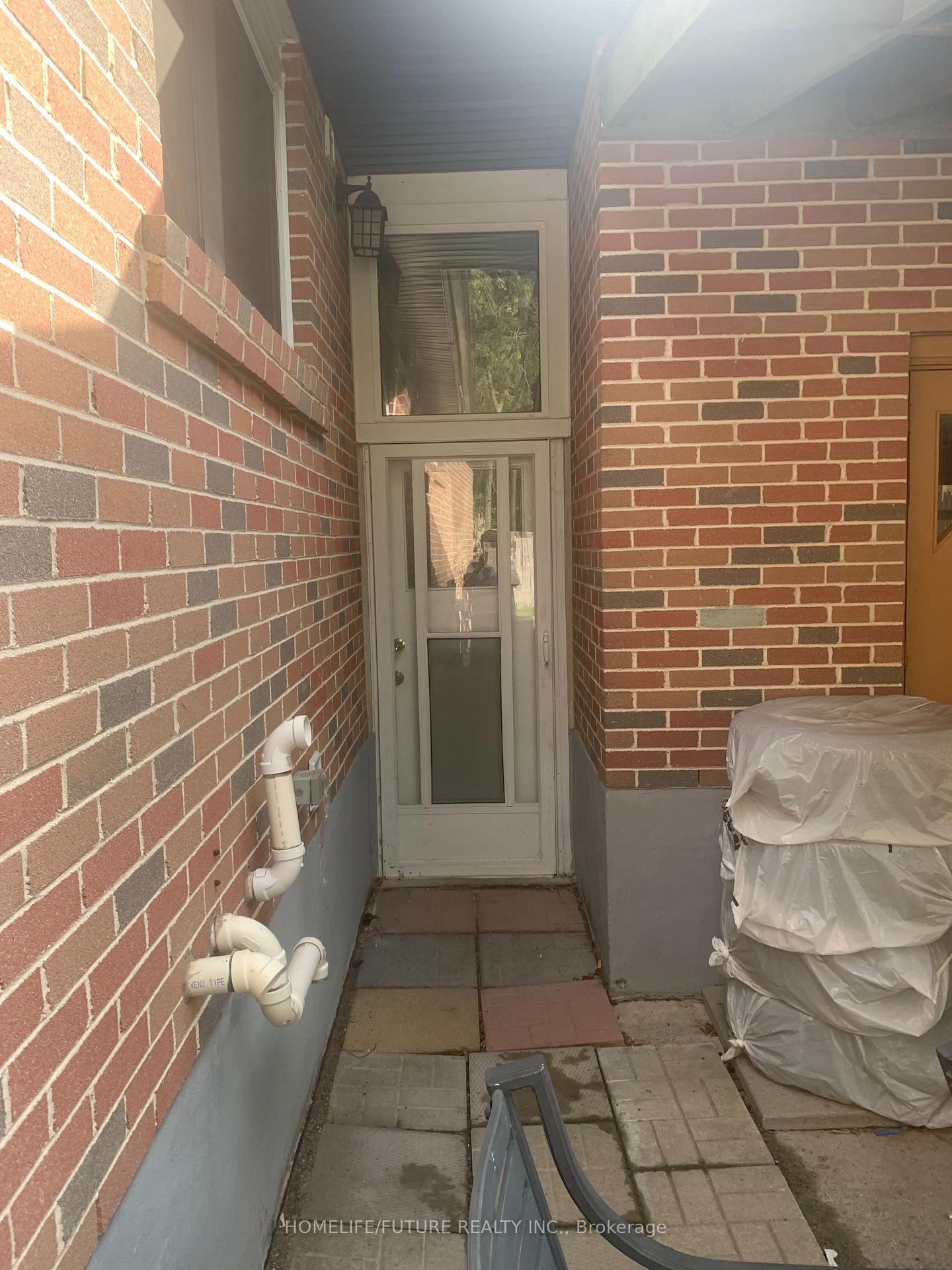 Photo 6 of Unit Bsmt, 12 Carwin Crescent, Ajax, Central West — HOMEH